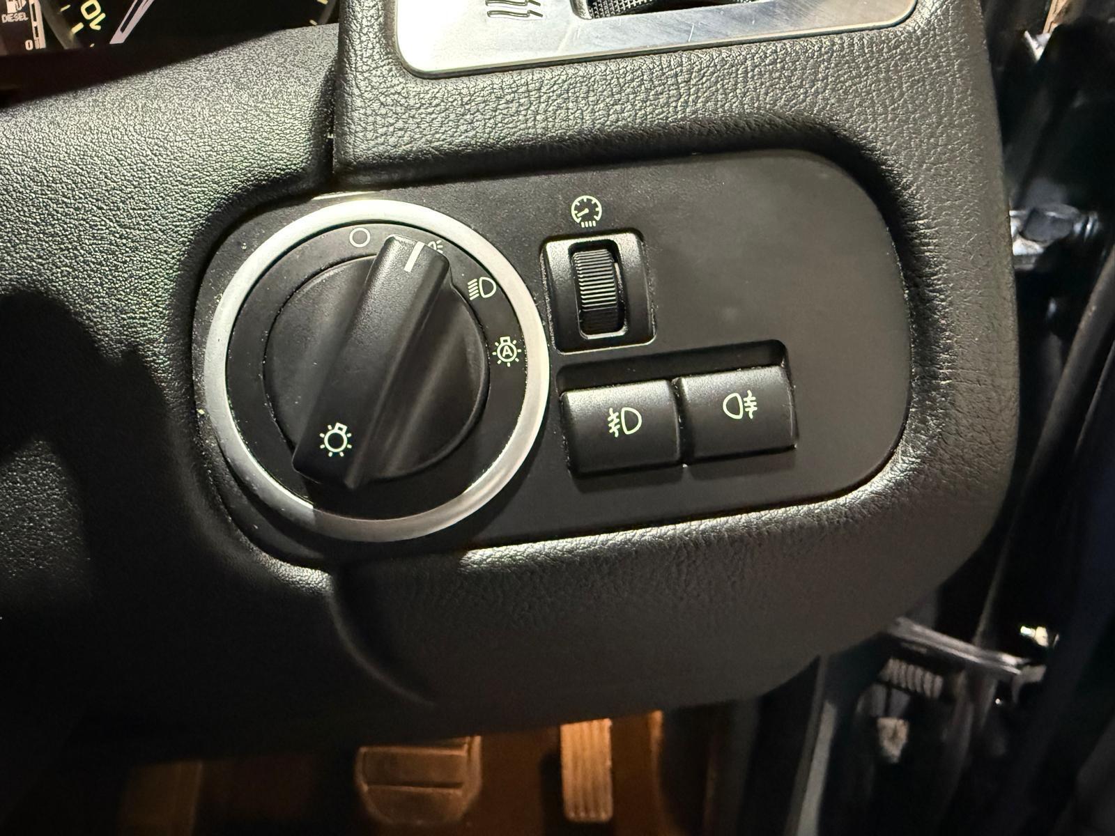 Land Rover RANGE ROVER SPORT - Image 42