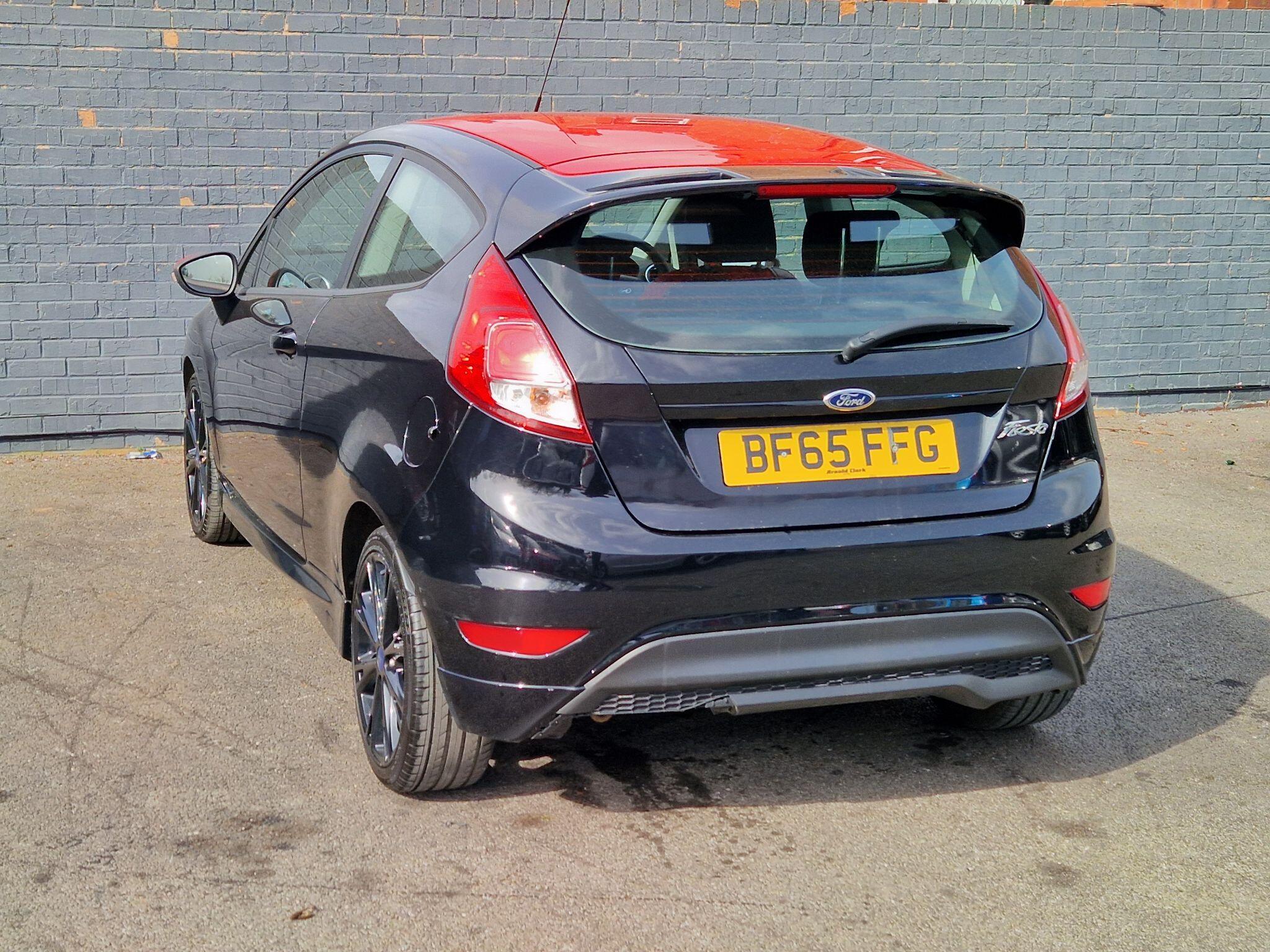 Ford Fiesta - Image 8