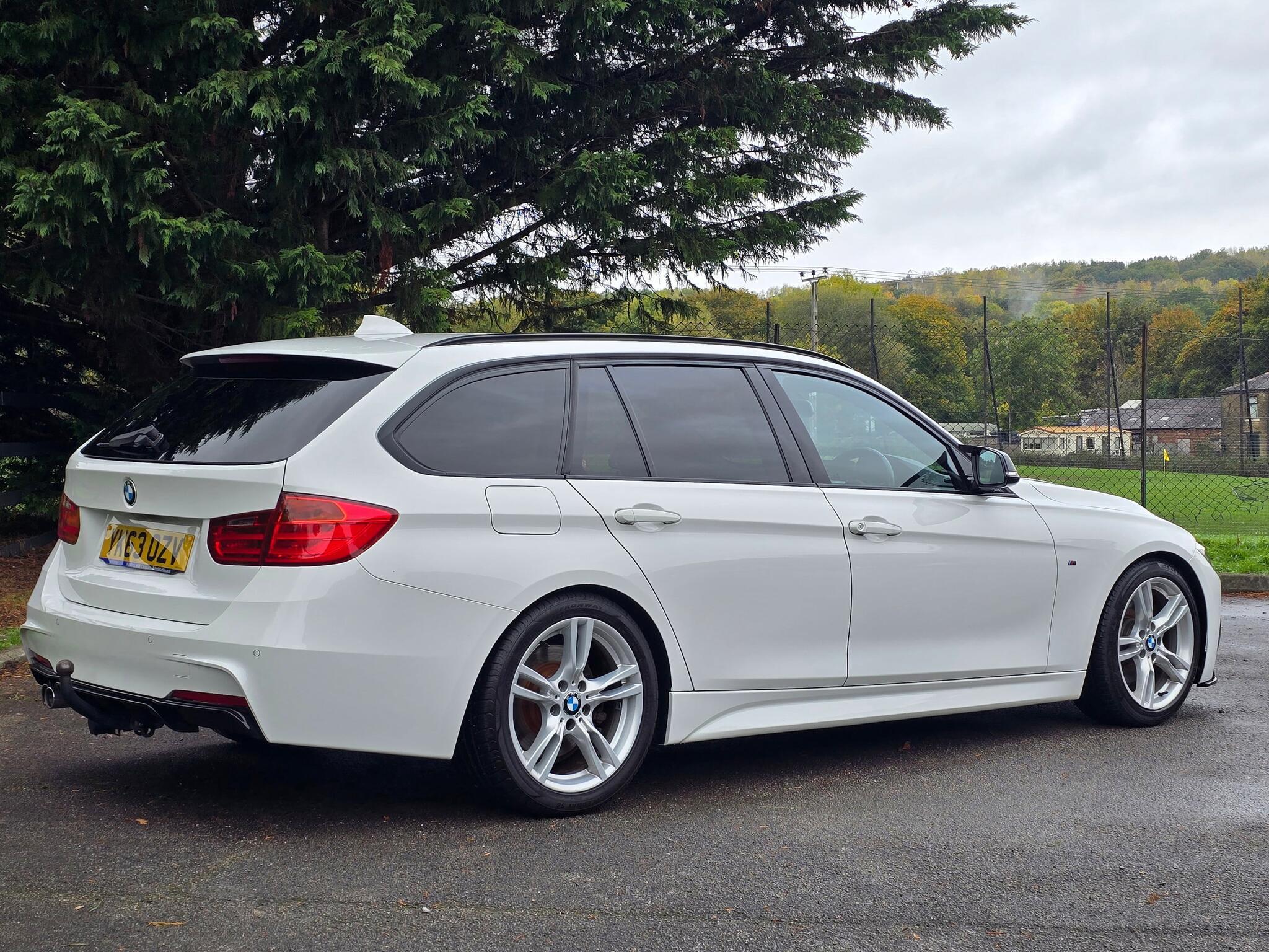 BMW 3 Series - Image 17