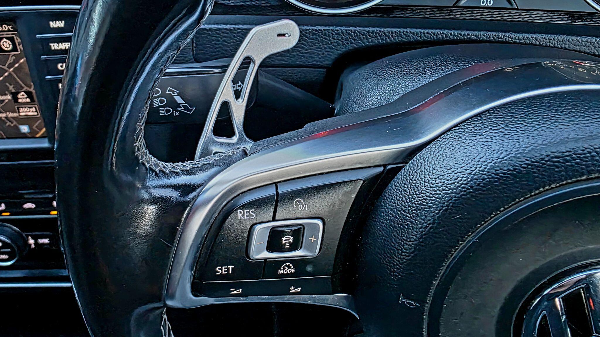 Volkswagen Golf - Image 29