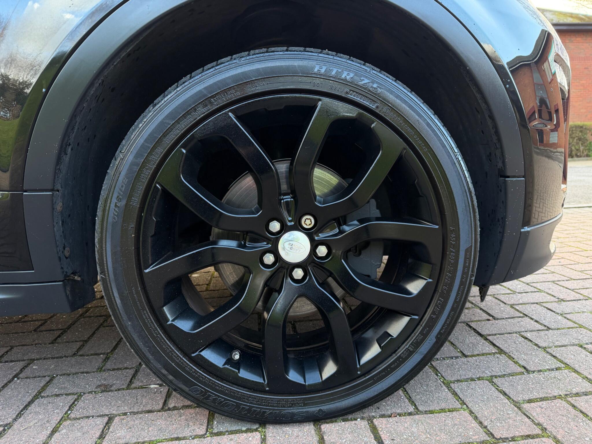 Land Rover Range Rover Evoque - Image 23