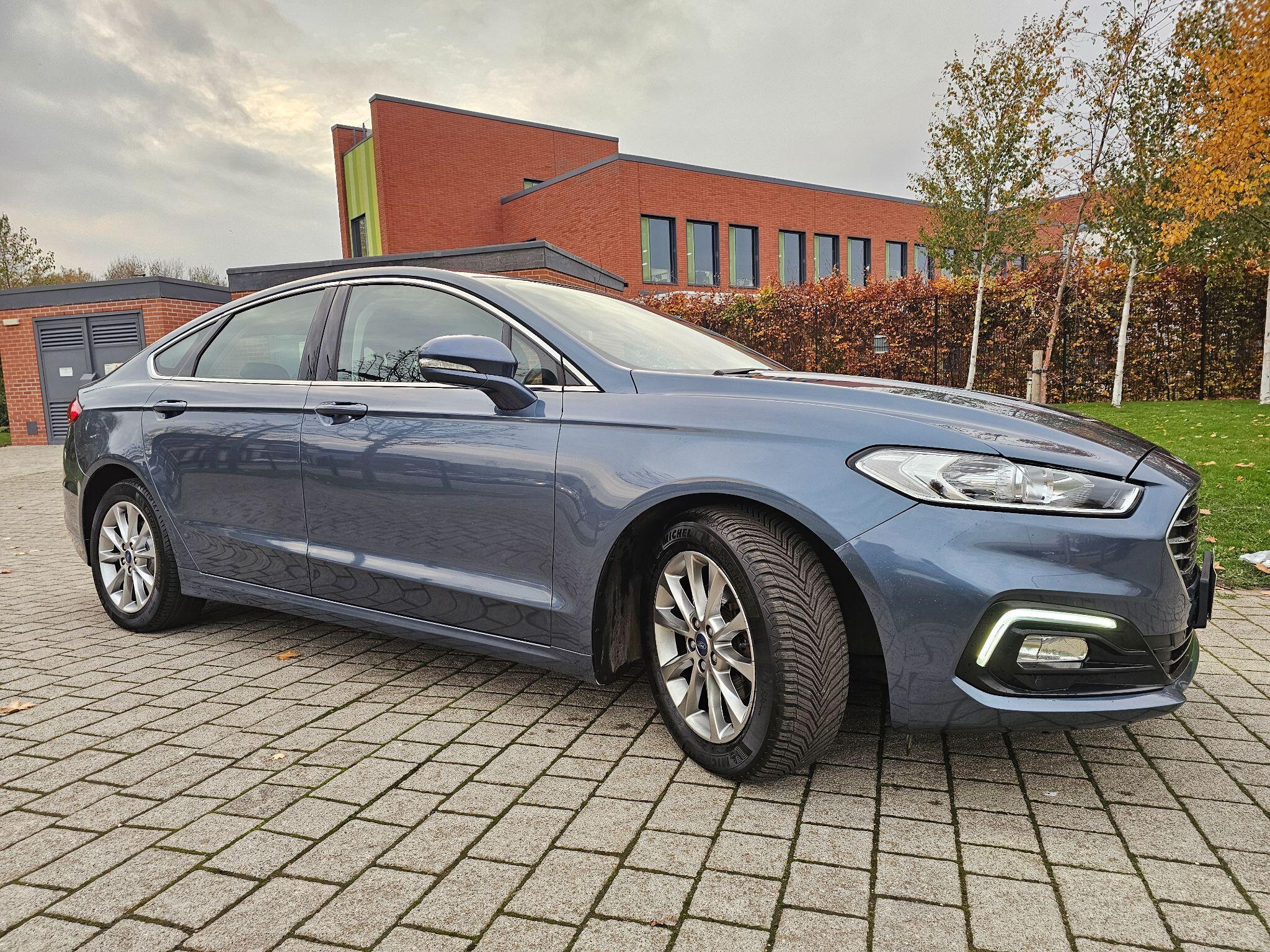 Ford Mondeo - Image 12