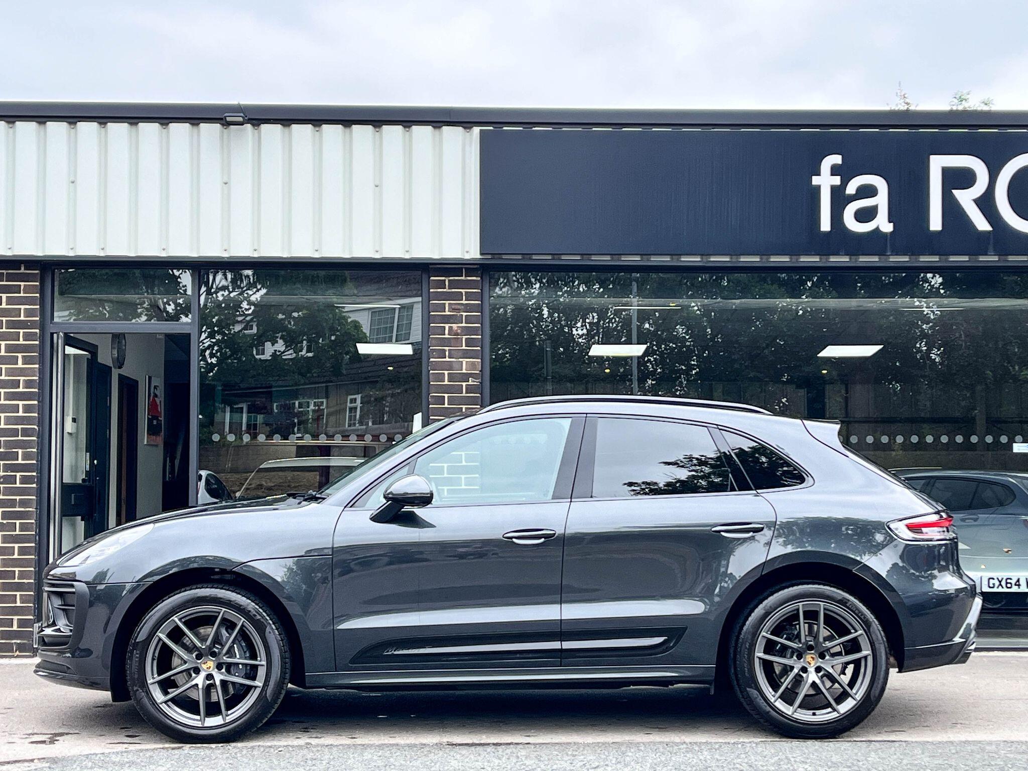 Porsche Macan - Image 3