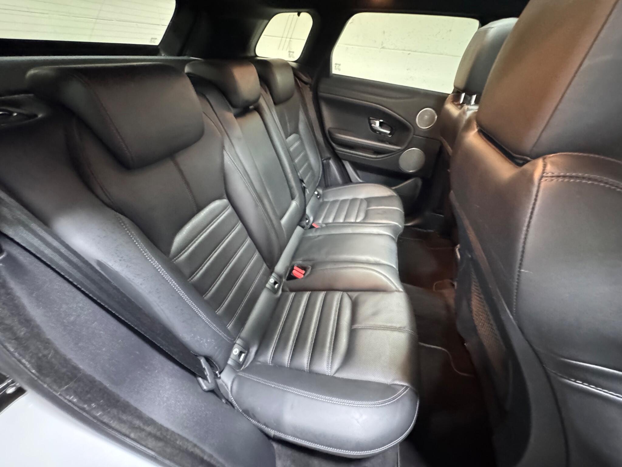 Land Rover Range Rover Evoque - Image 12