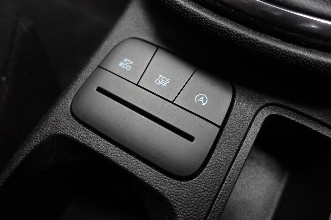 Ford Fiesta - Image 39