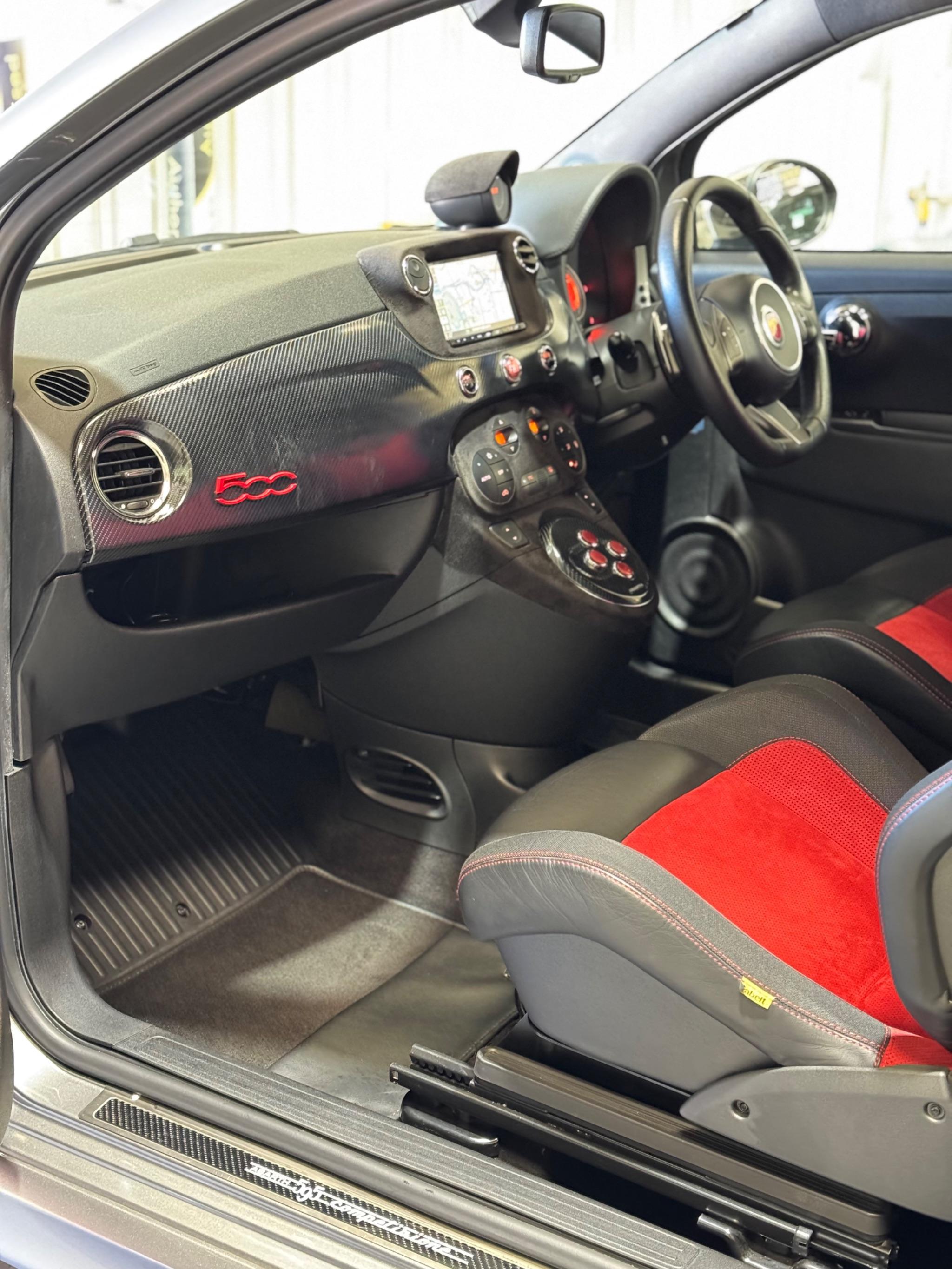 Abarth 595 - Image 29