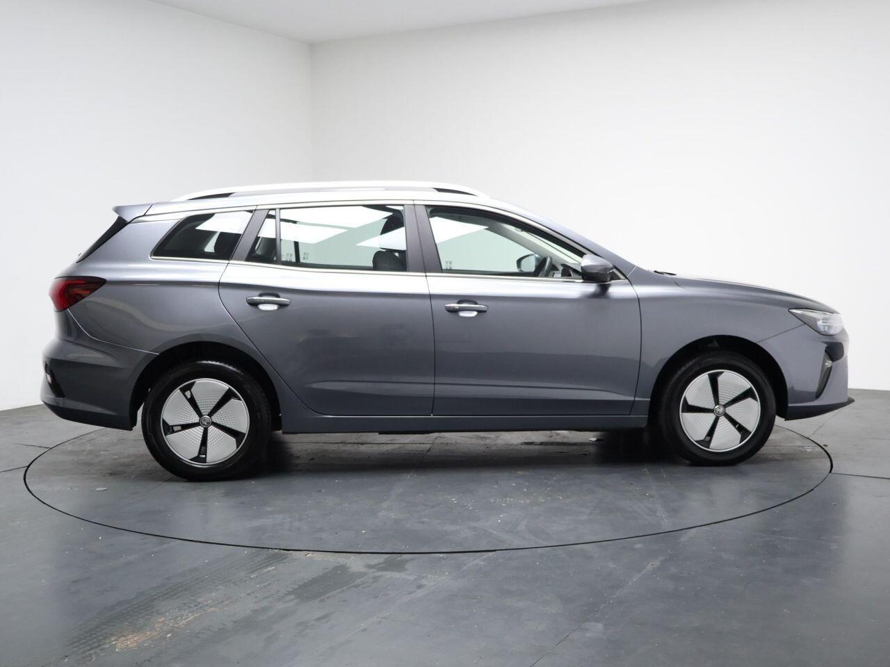 MG MG5 - Image 7