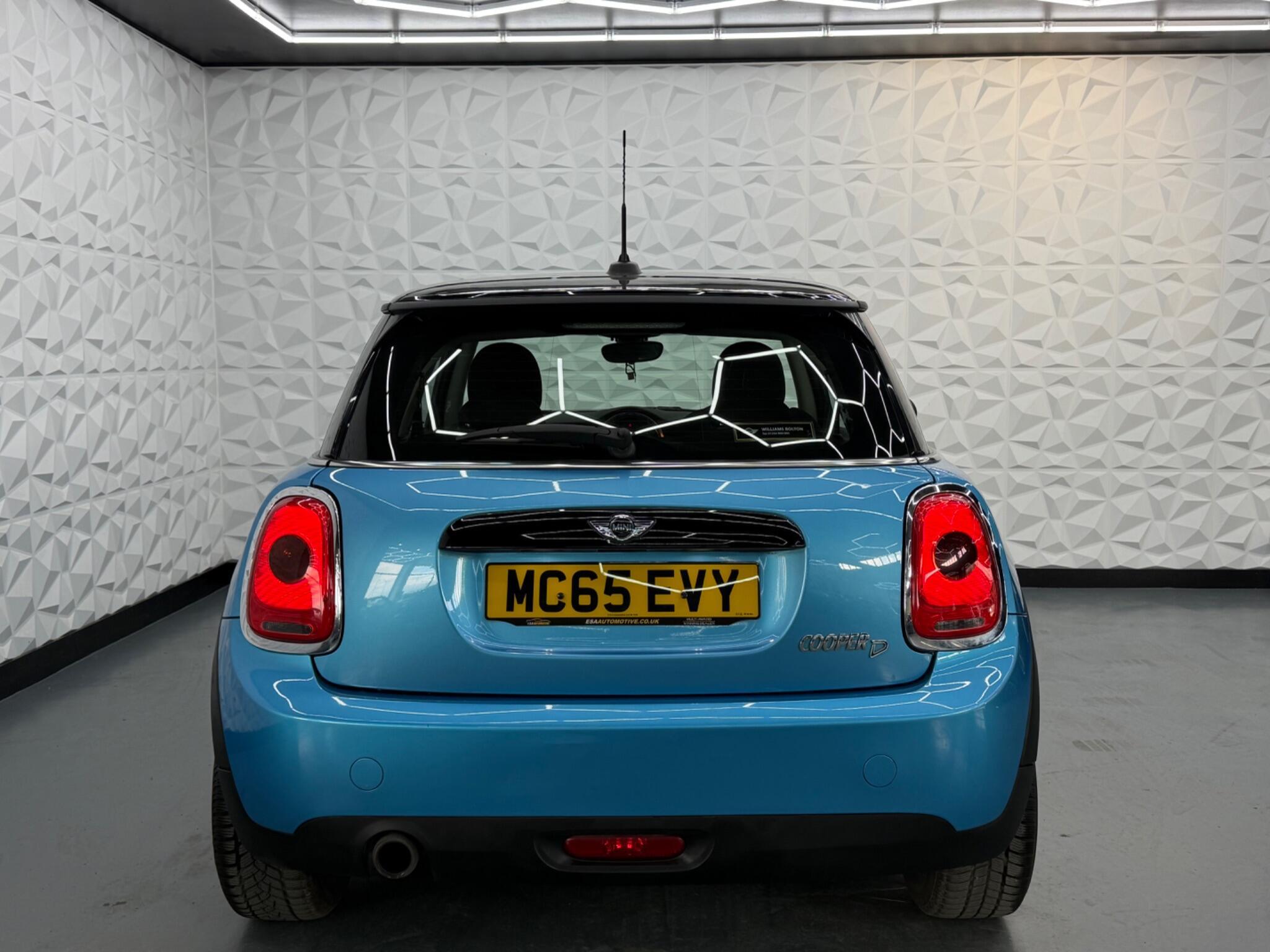 MINI Hatch - Image 8