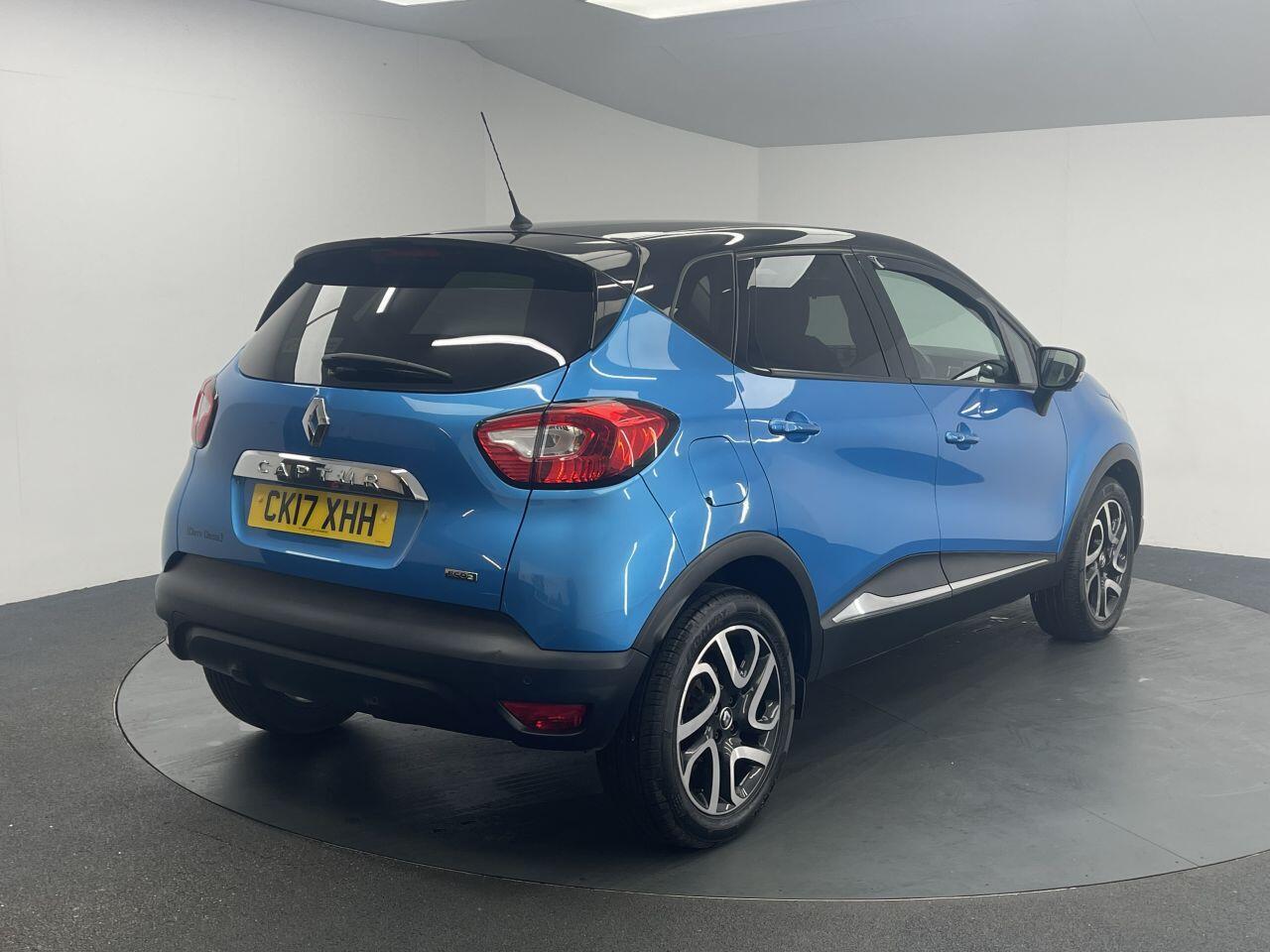 Renault Captur - Image 11