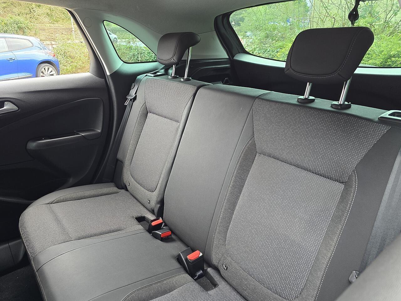 Vauxhall Crossland - Image 23