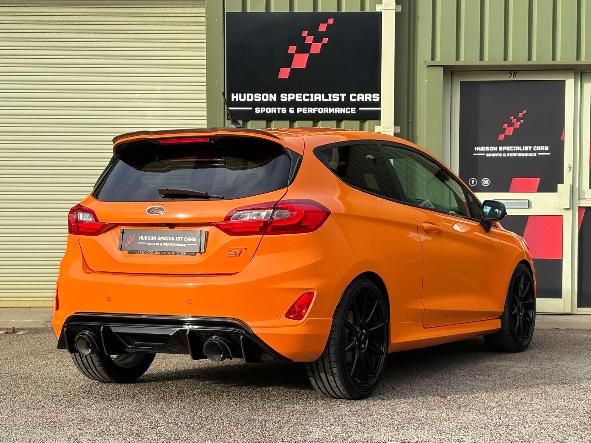 Ford Fiesta - Image 12