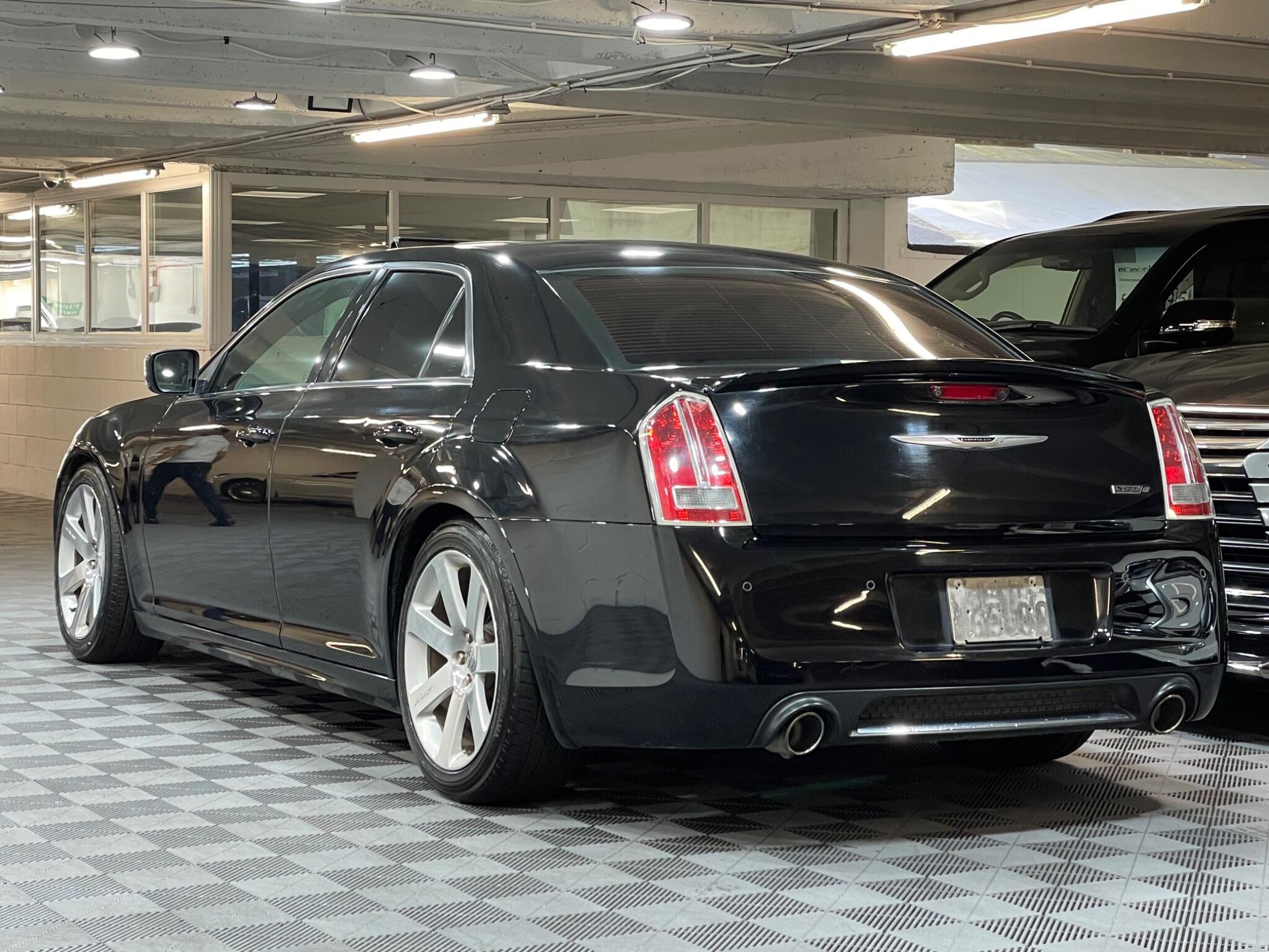 Chrysler 300C - Image 3
