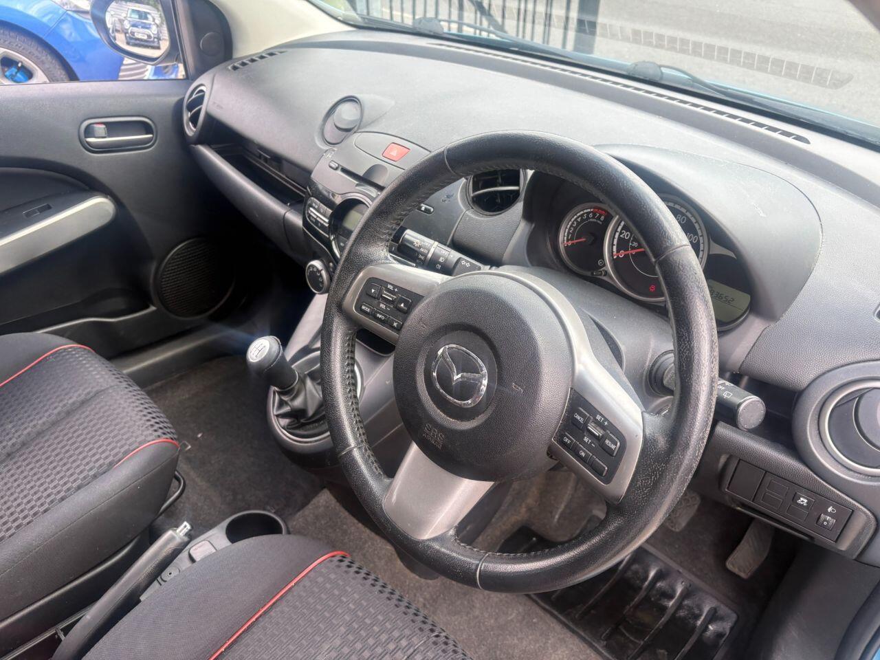 Mazda MAZDA2 - Image 12