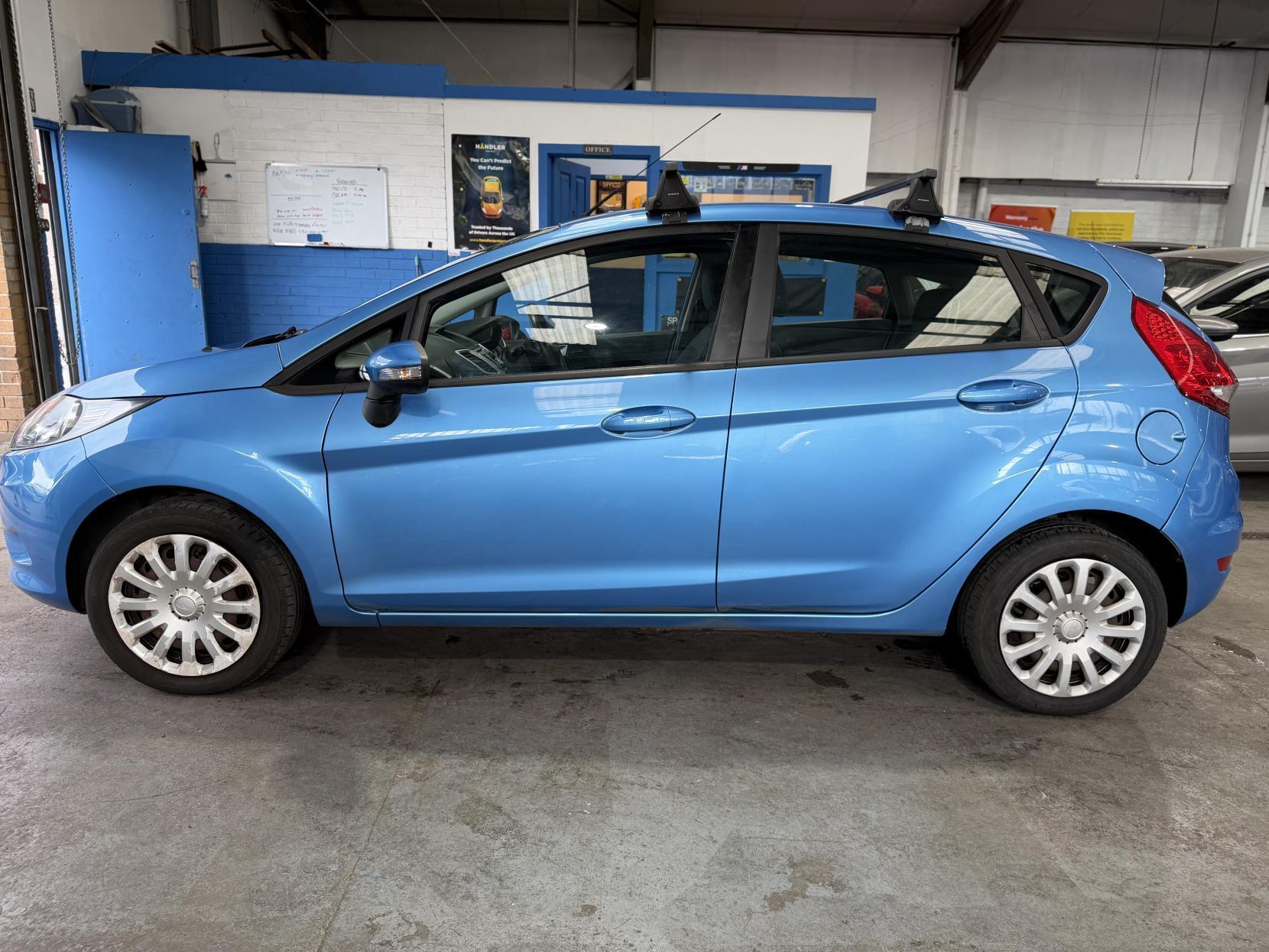 Ford Fiesta - Image 4