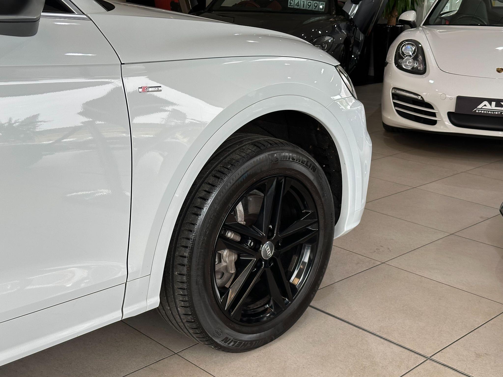 Audi Q5 - Image 23