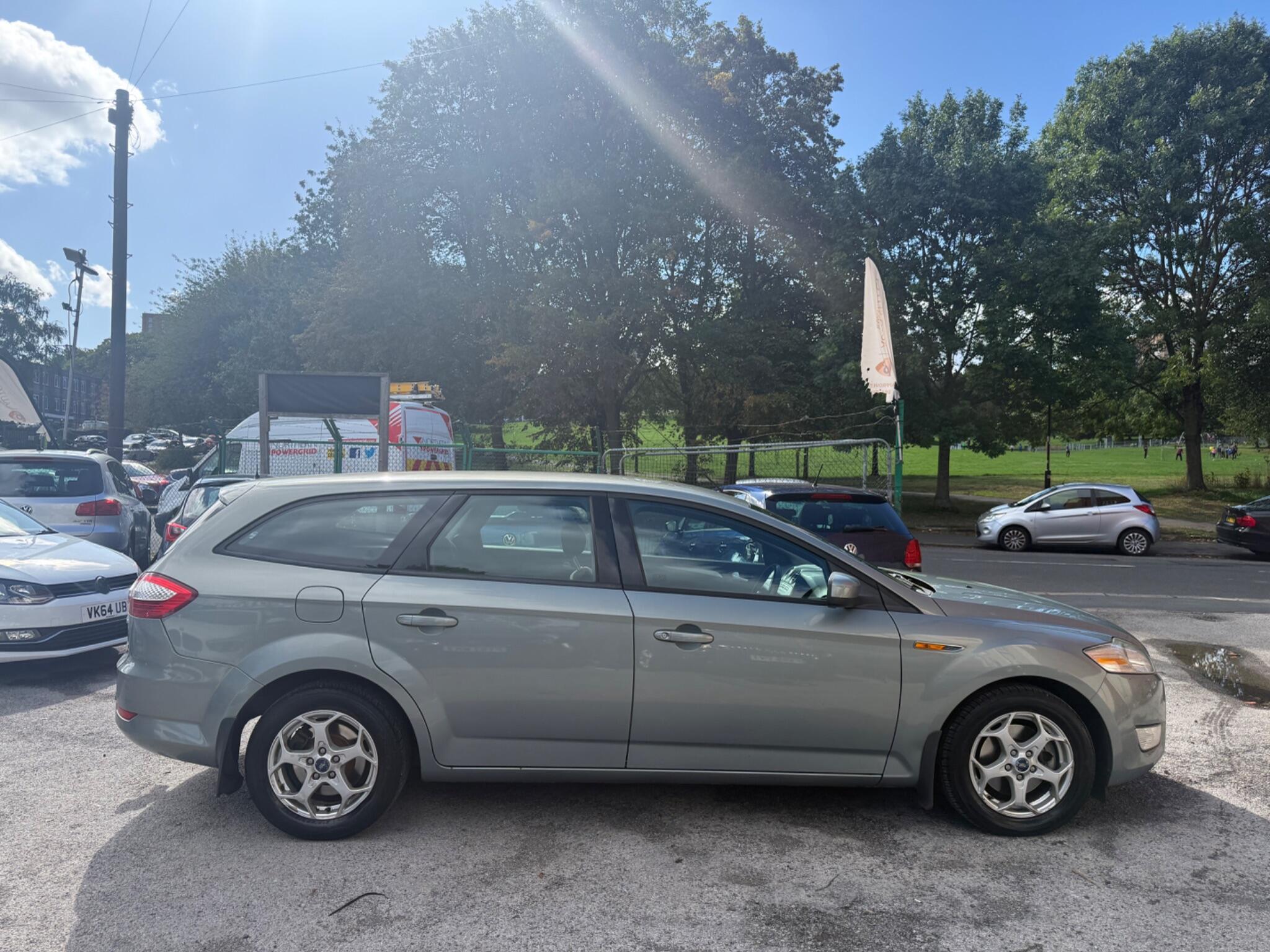 Ford Mondeo - Image 8