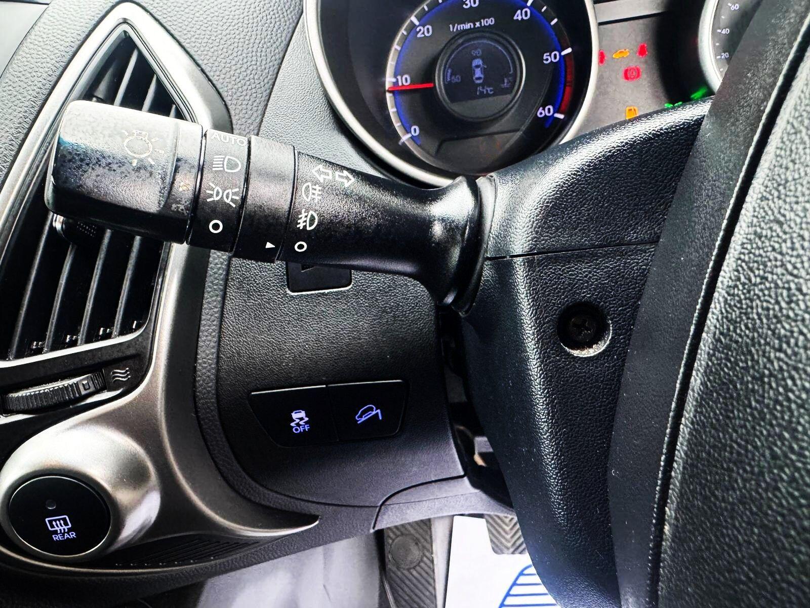 Hyundai ix35 - Image 42