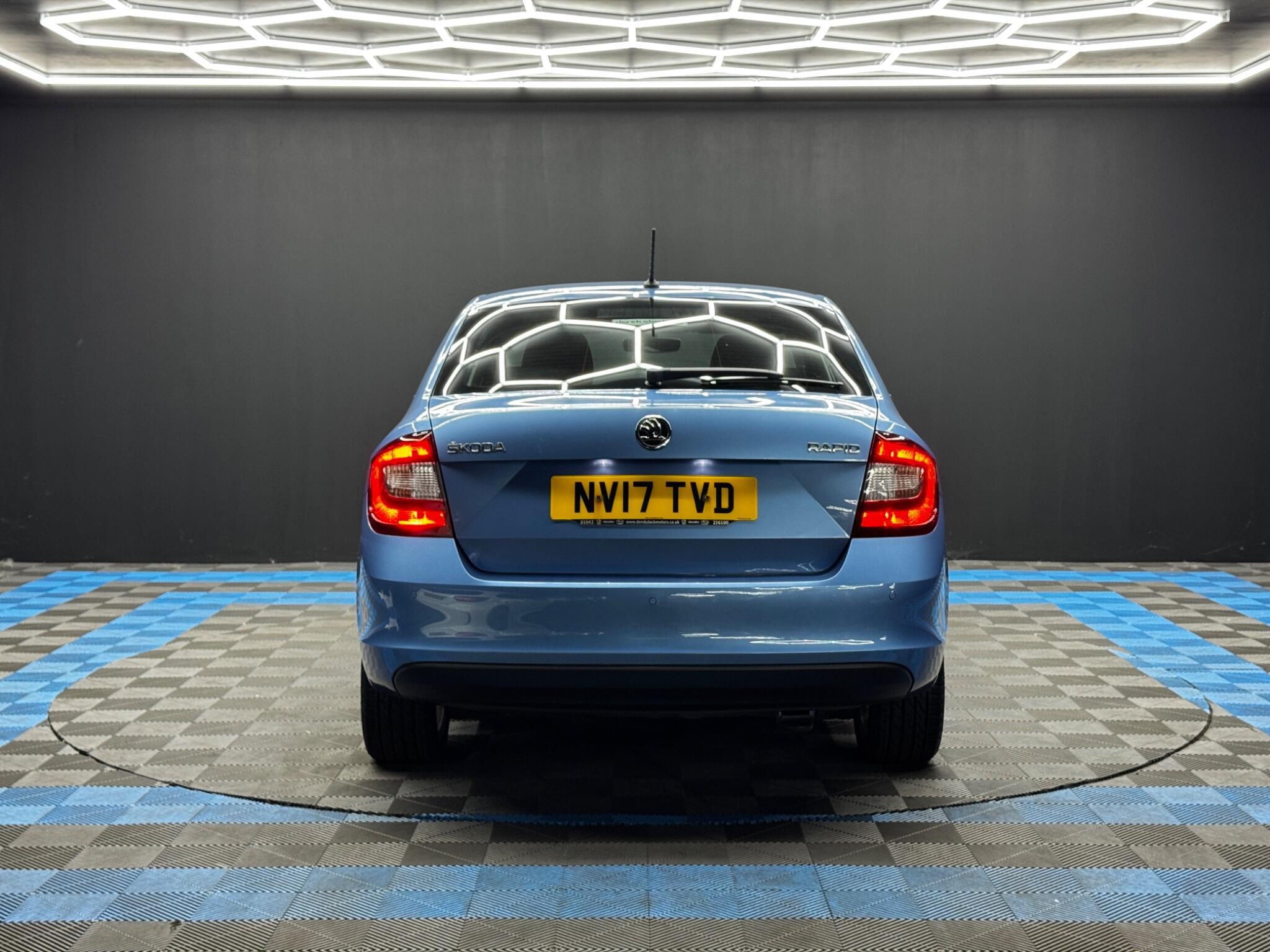Skoda Rapid - Image 6