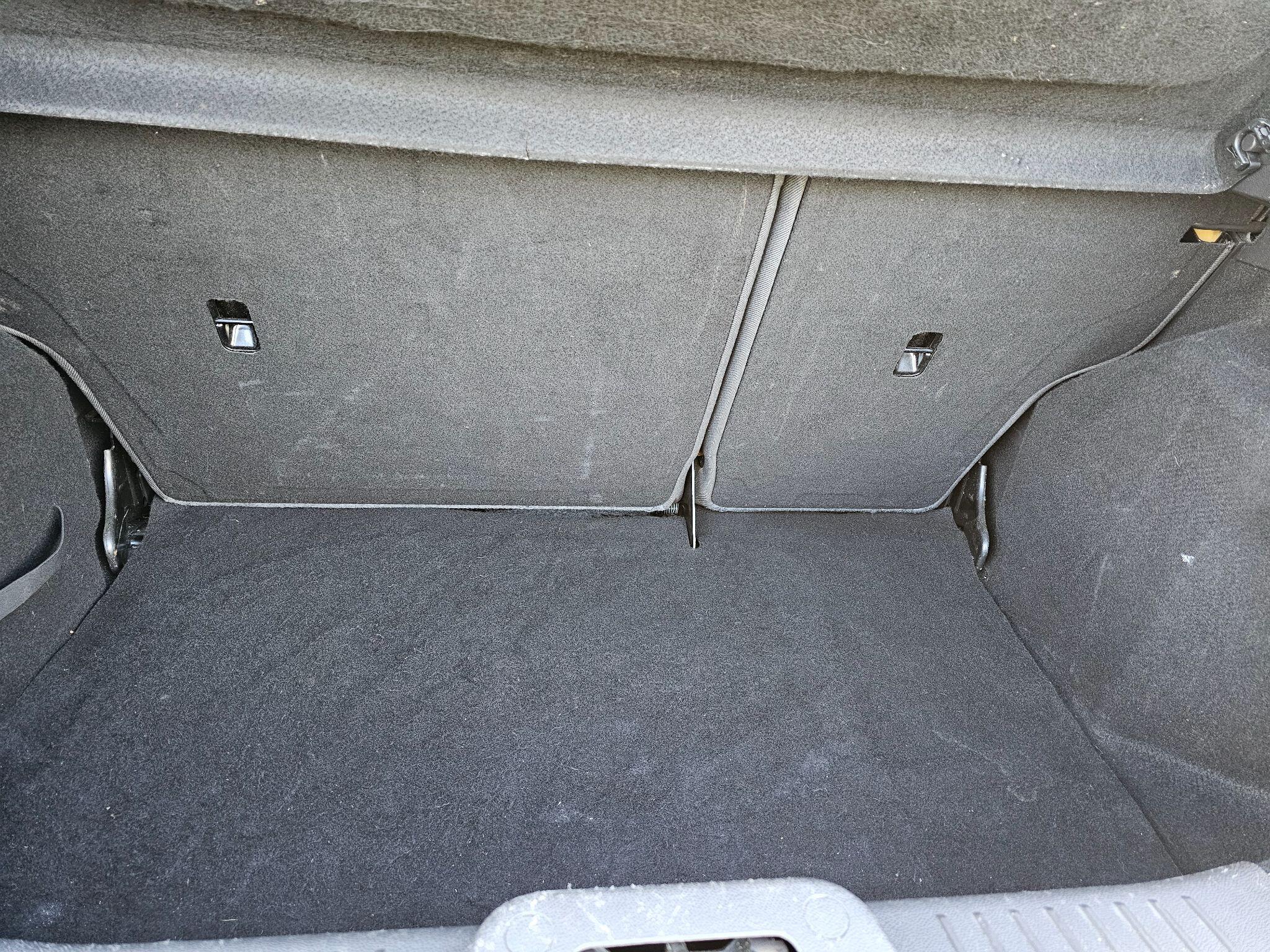 Ford Fiesta - Image 19