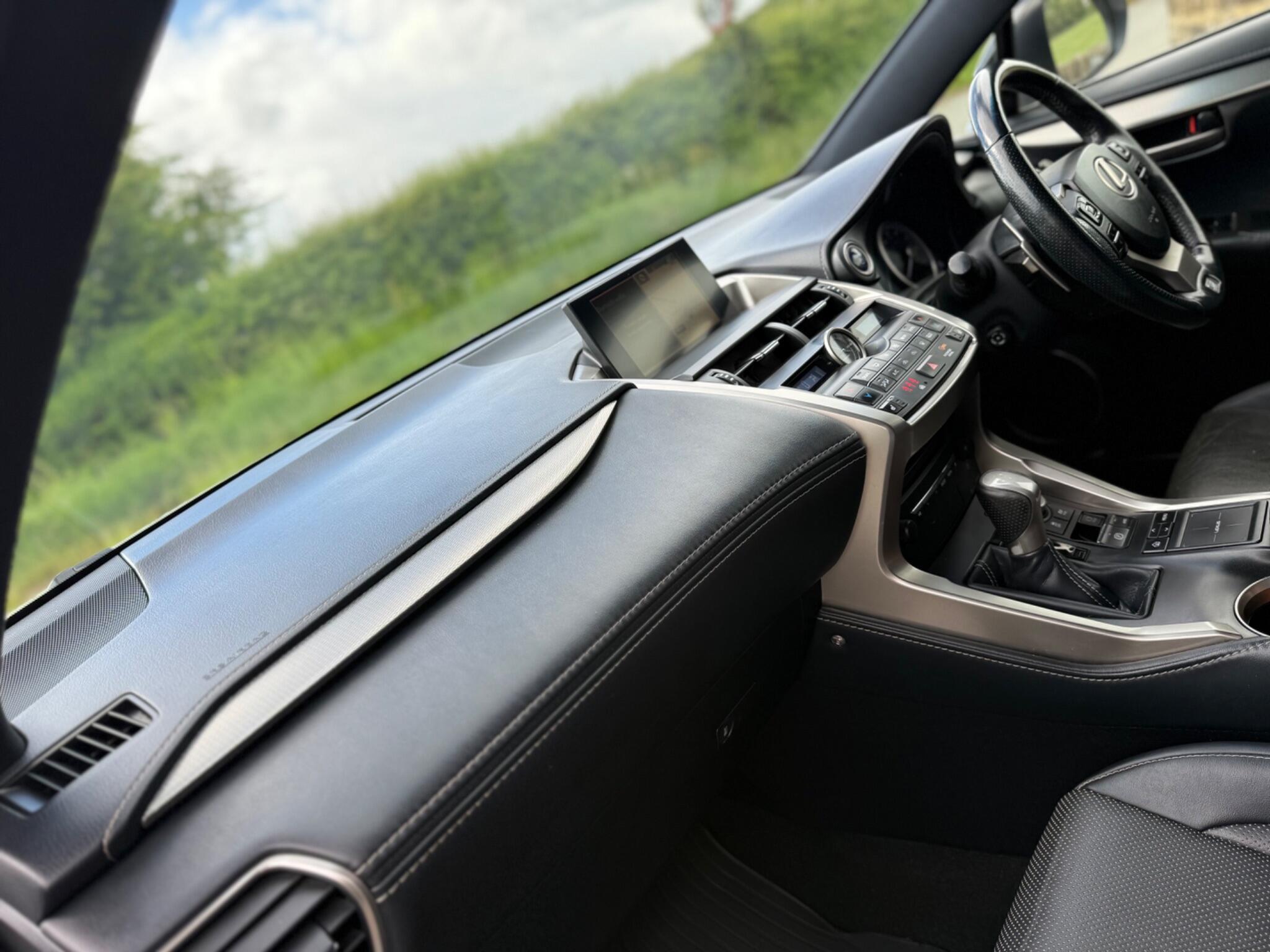 Lexus NX - Image 47