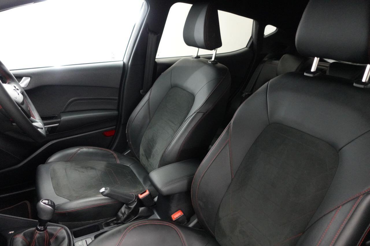 Ford Fiesta - Image 20