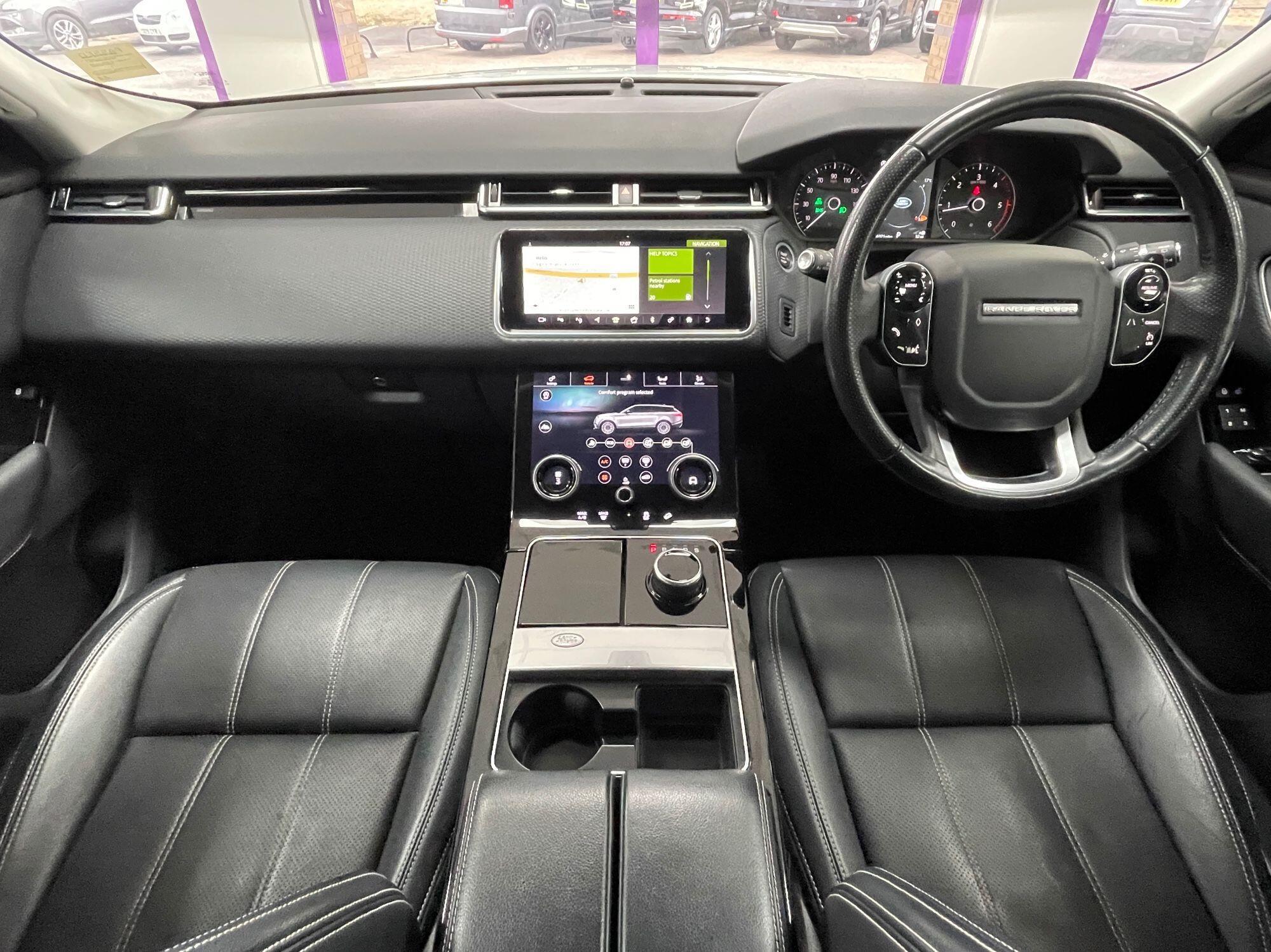 Land Rover Range Rover Velar - Image 2