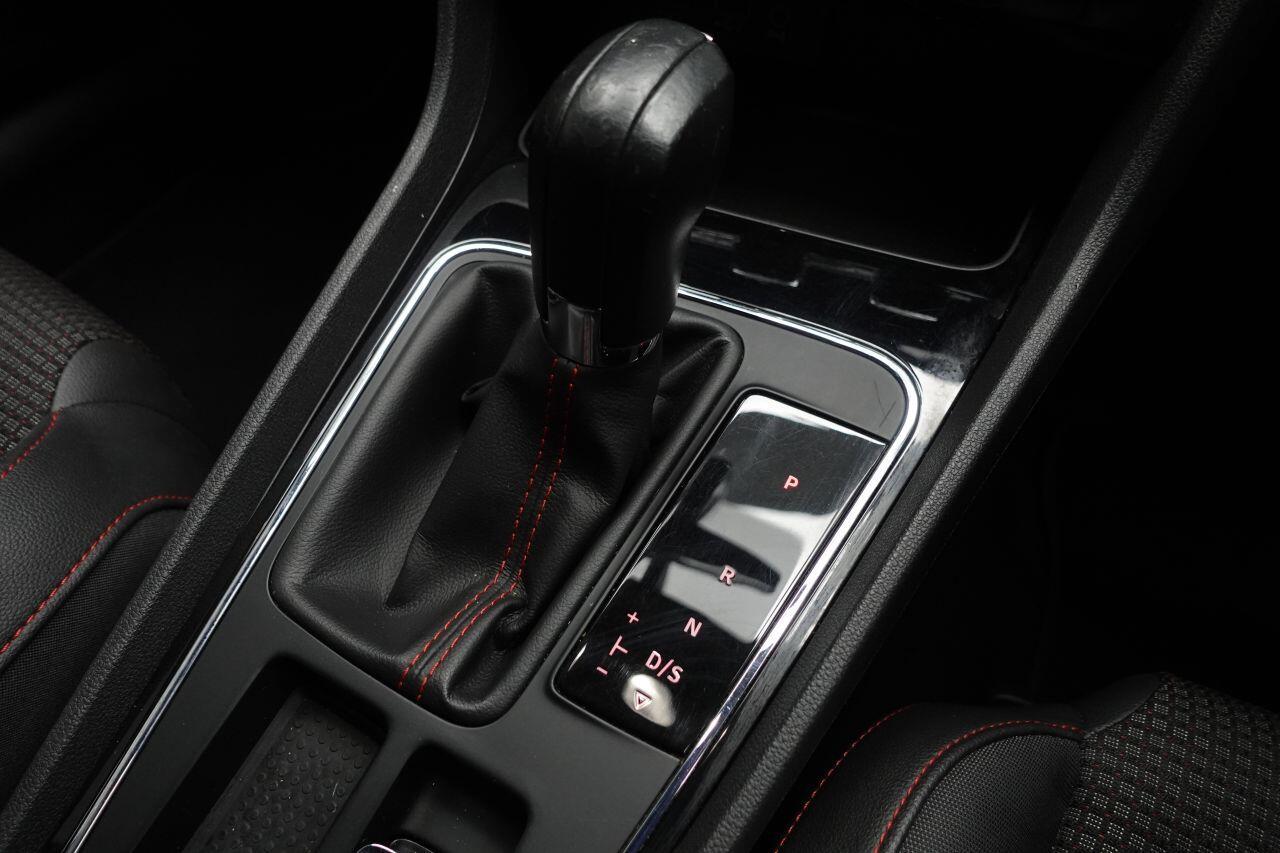 SEAT Leon - Image 32