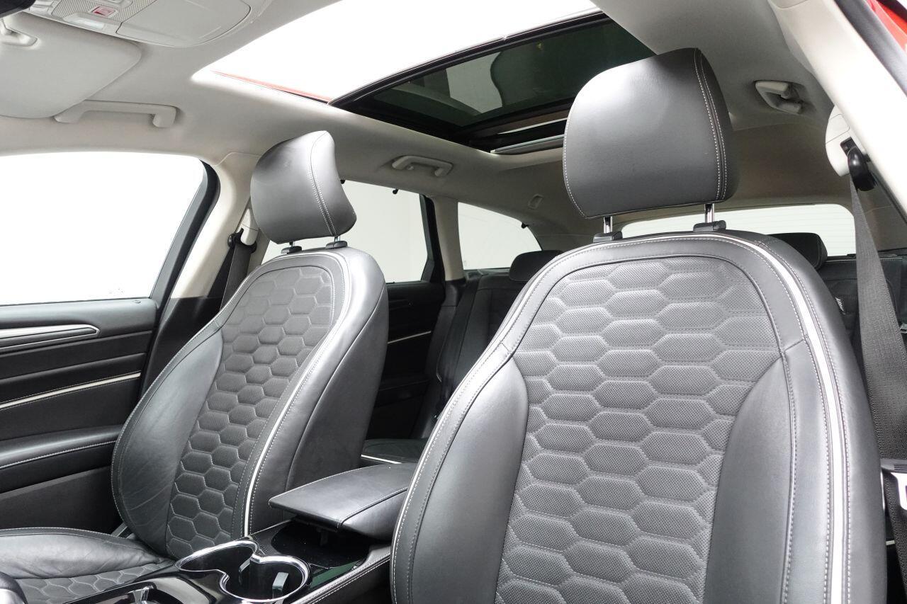 Ford Mondeo - Image 14