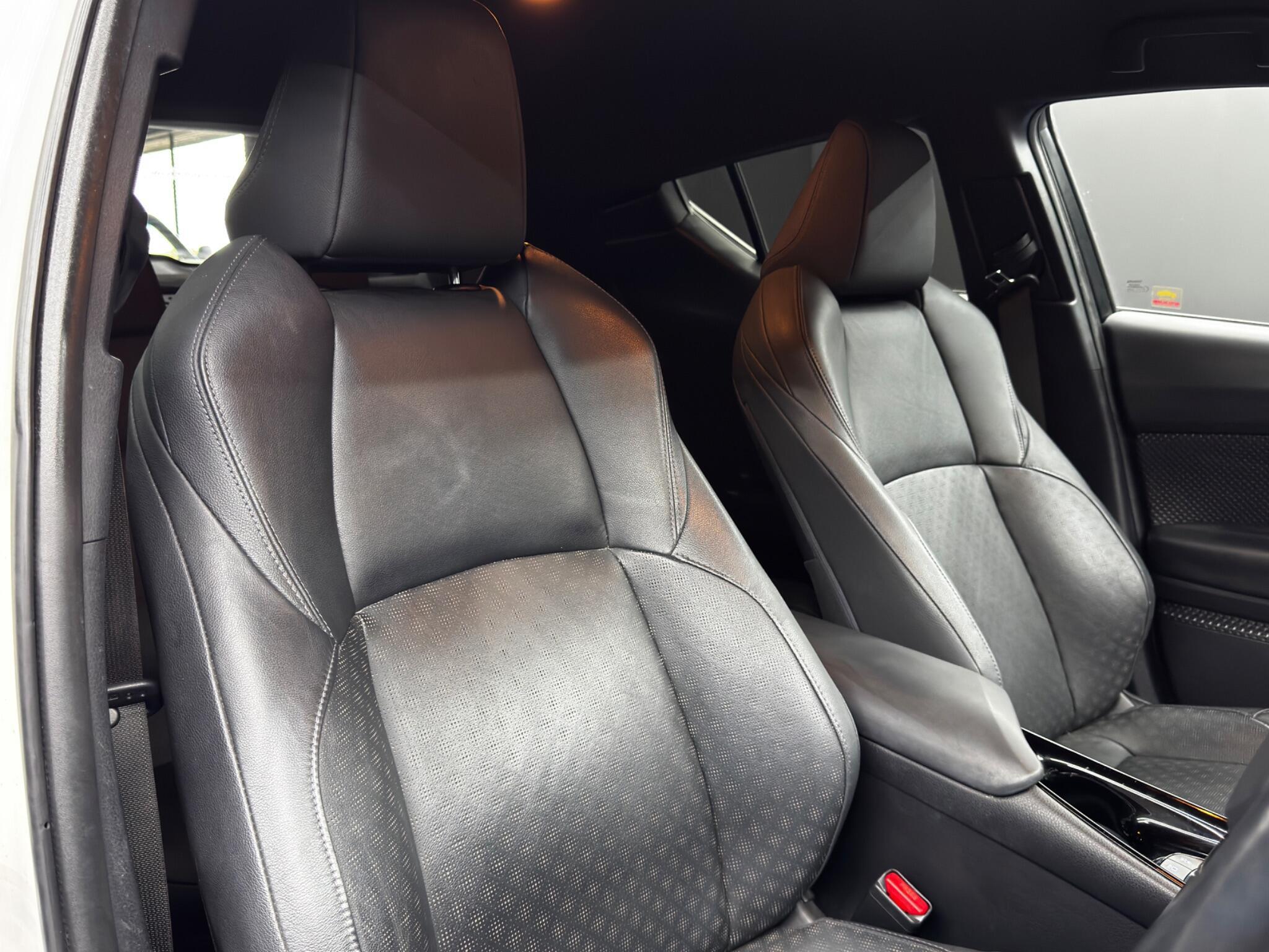 Toyota C-Hr - Image 12