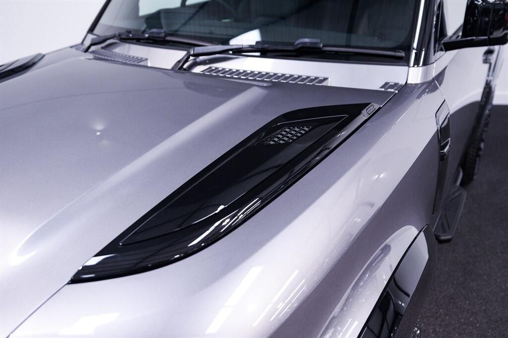 Land Rover Defender 90 - Image 5