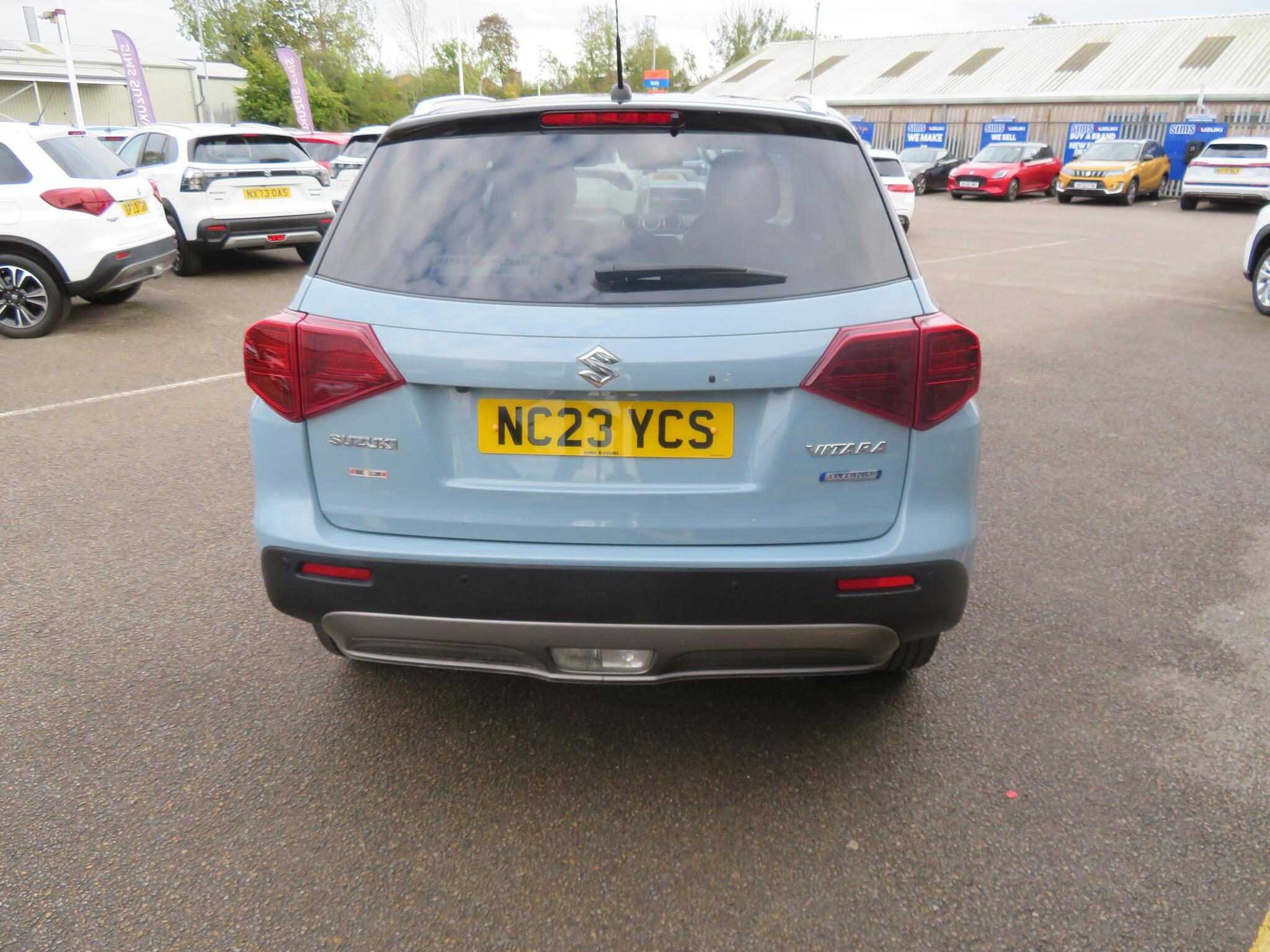 Suzuki Vitara - Image 8