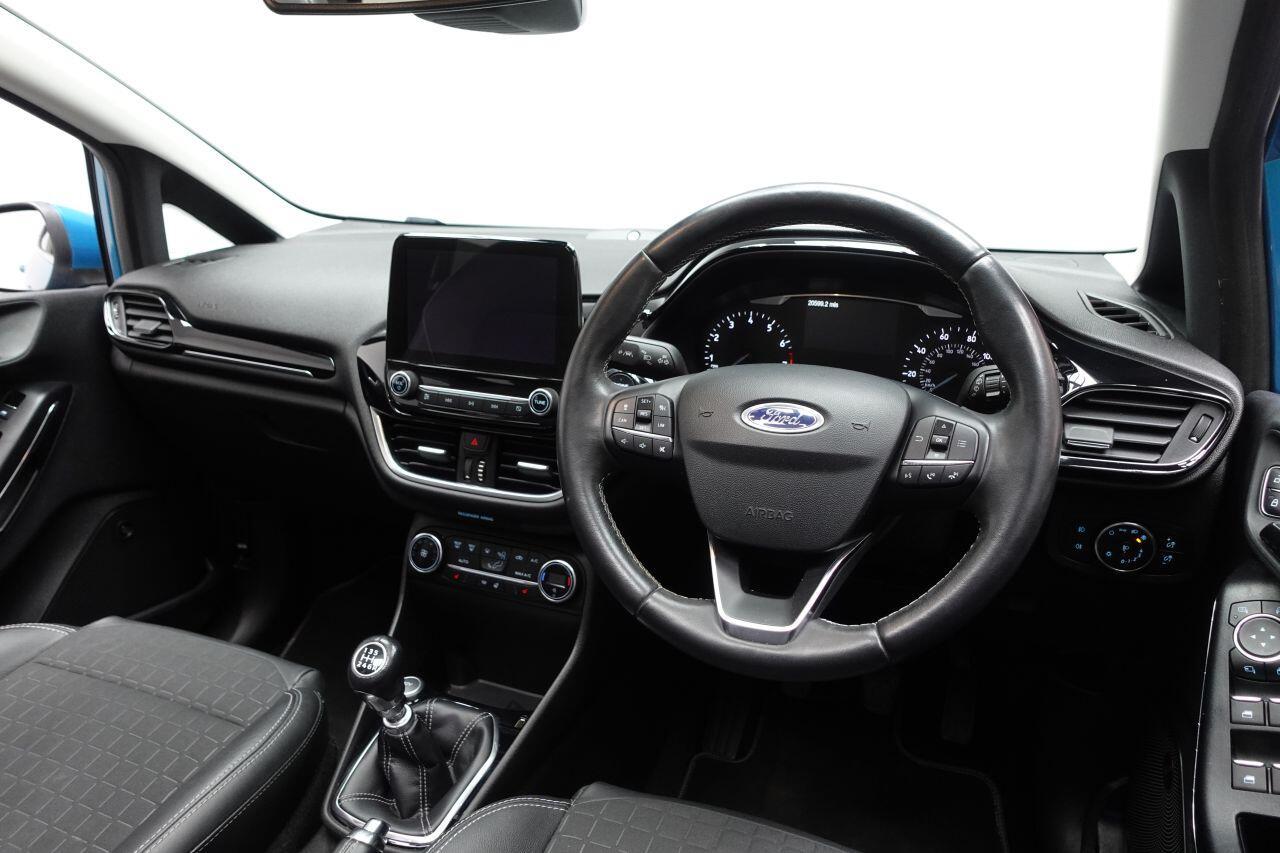 Ford Fiesta - Image 15
