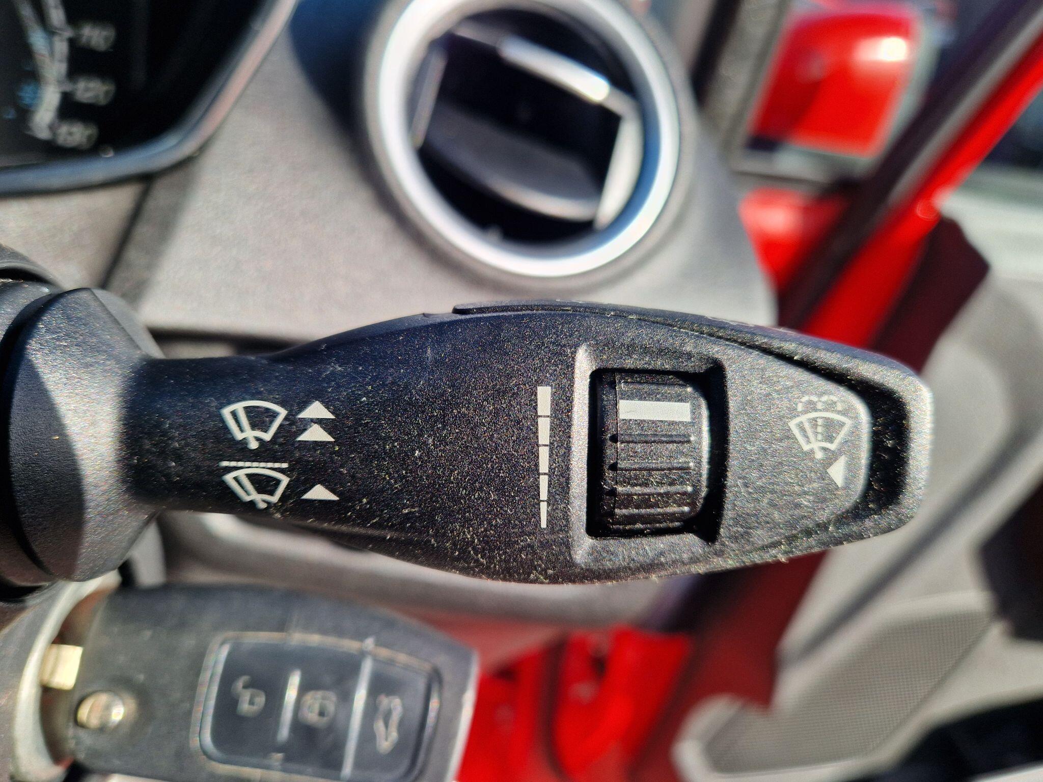 Ford Fiesta - Image 42