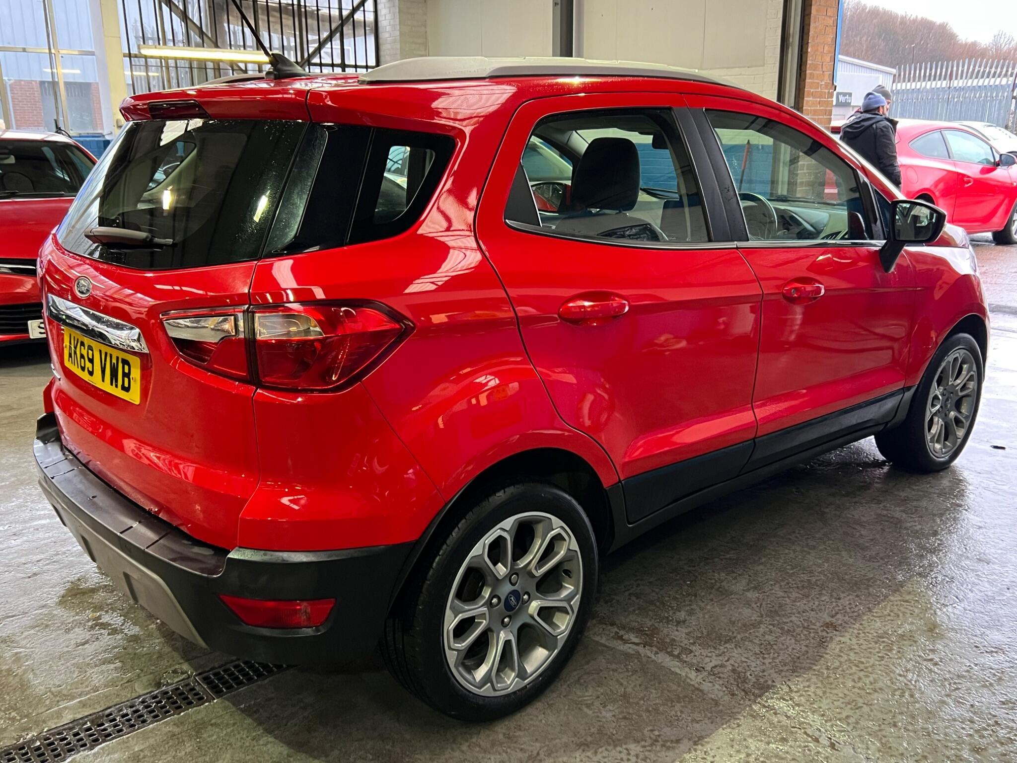 Ford Ecosport - Image 12
