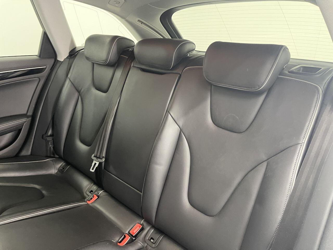 Audi Rs4 Avant - Image 14