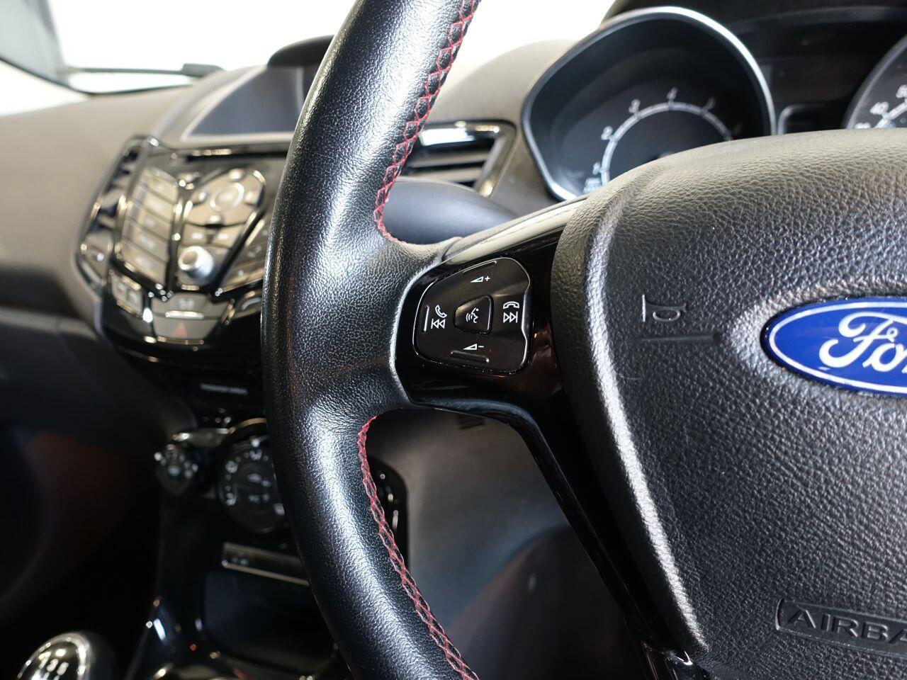 Ford Fiesta - Image 16