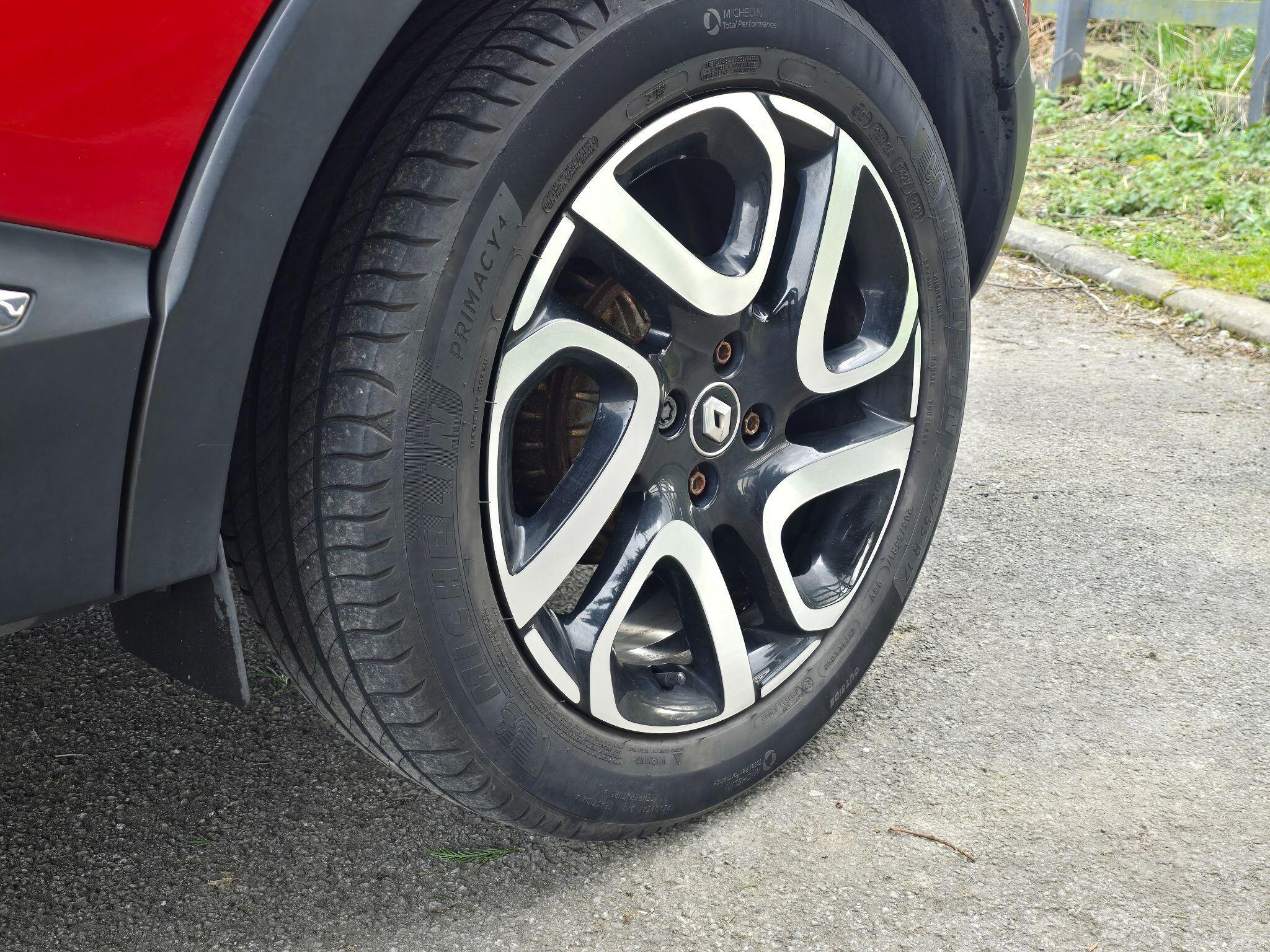 Renault Captur - Image 9