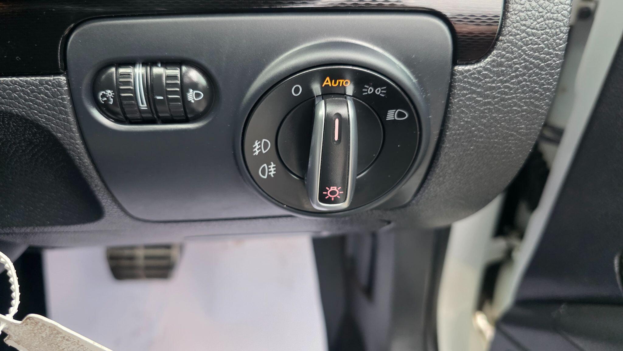 Volkswagen Scirocco - Image 22