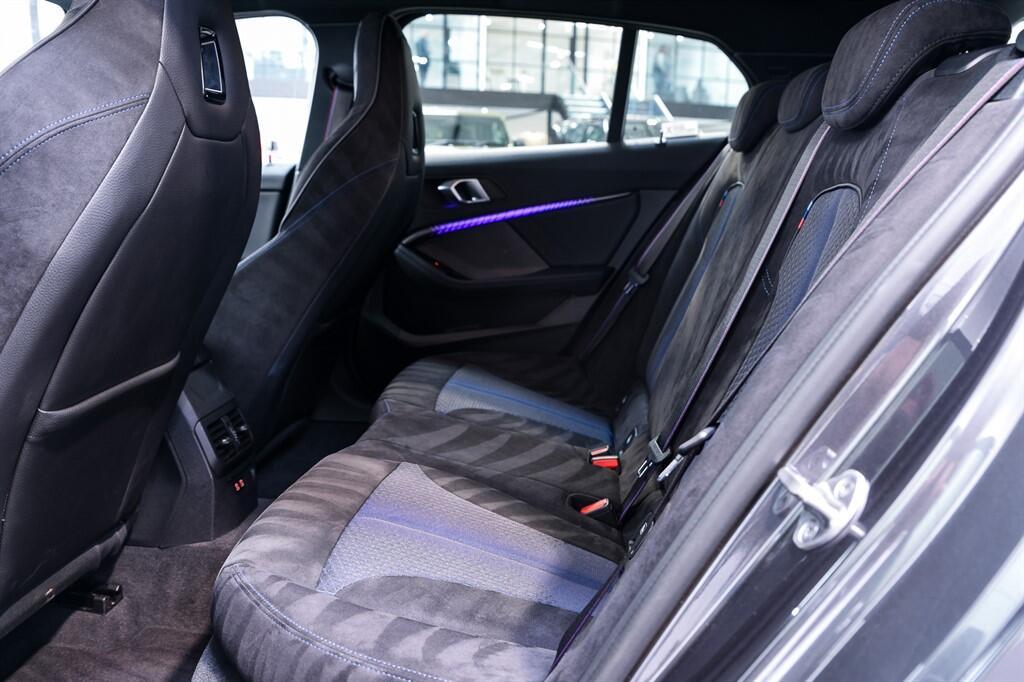BMW 1 Series - Image 18