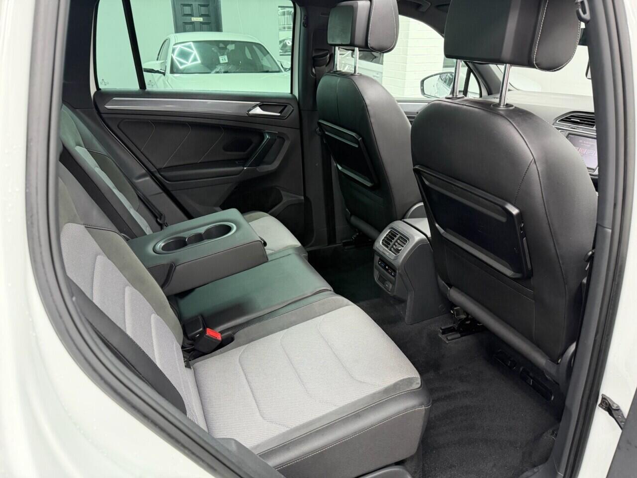 Volkswagen Tiguan - Image 19