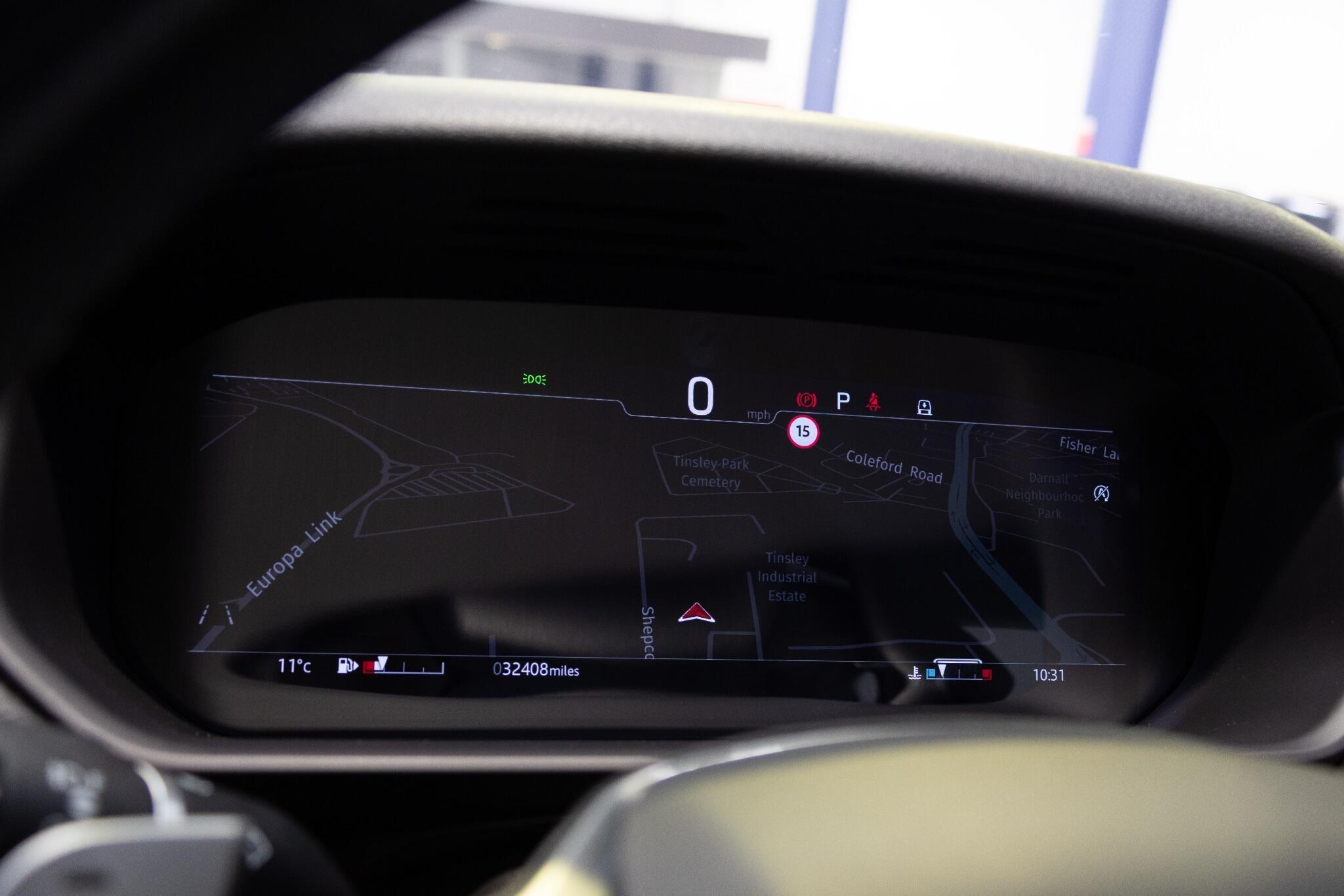 Land Rover Discovery - Image 39