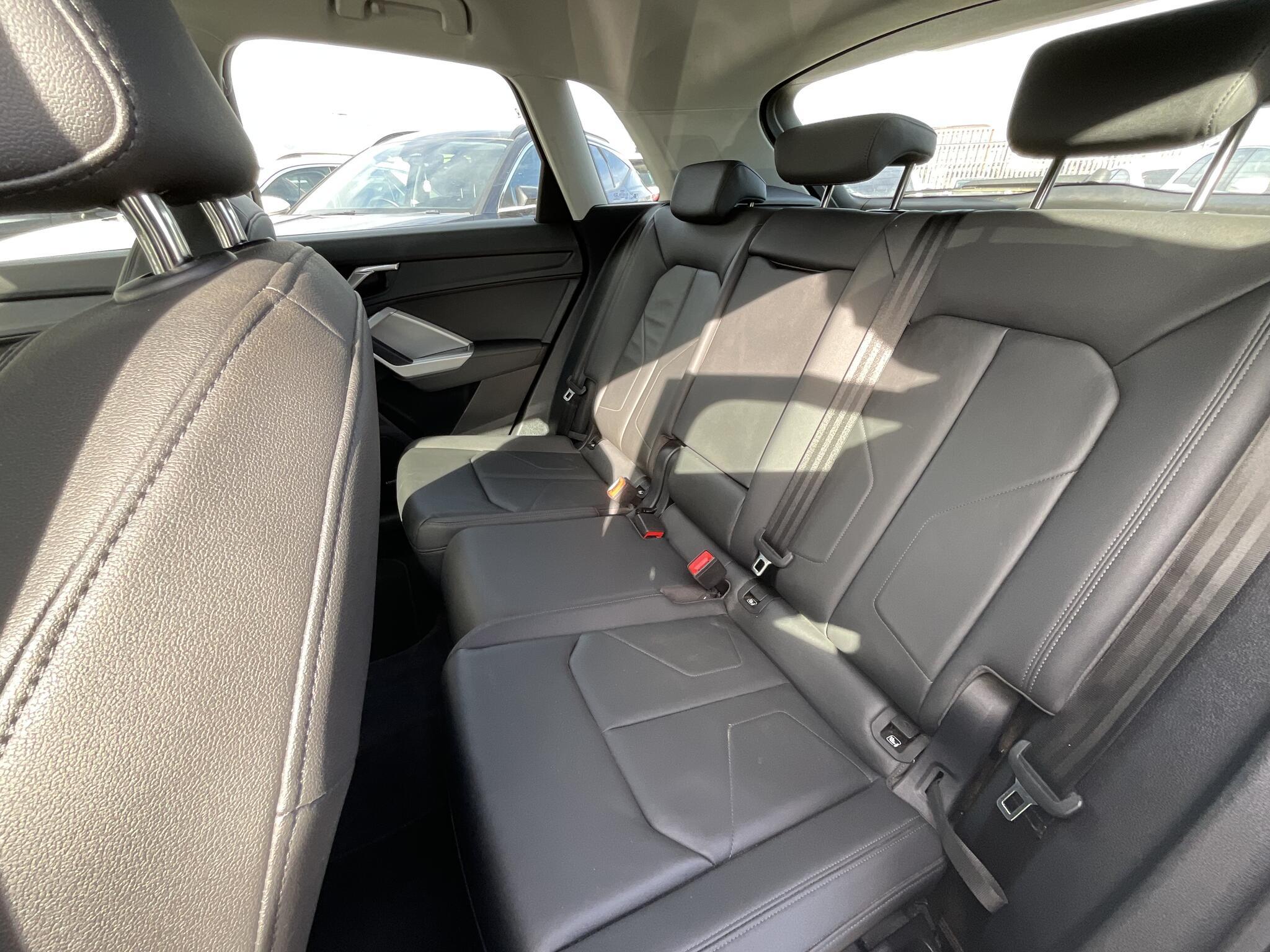 Audi Q3 - Image 14