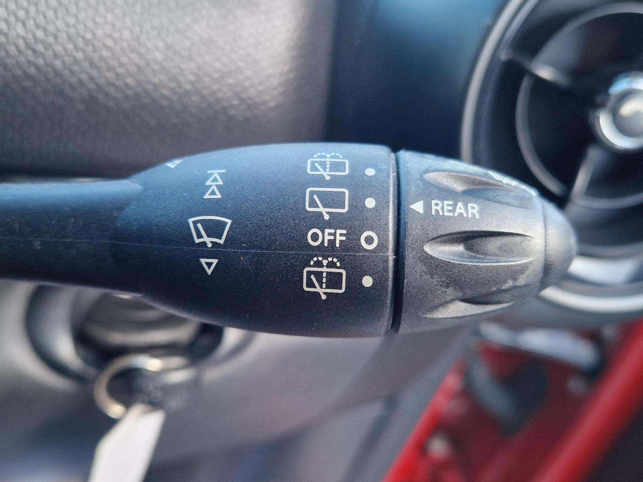 MINI Paceman - Image 30