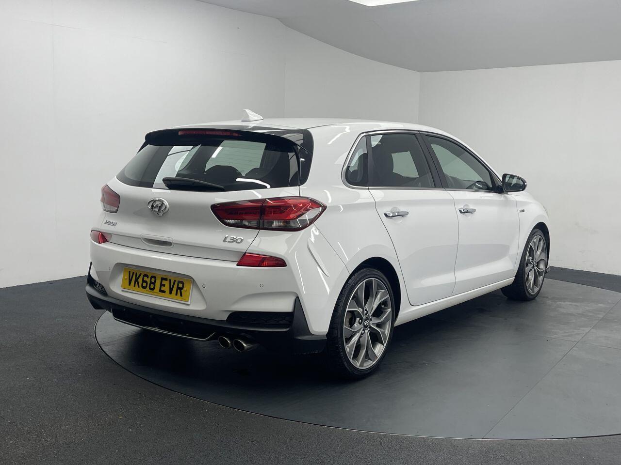 Hyundai i30 - Image 10