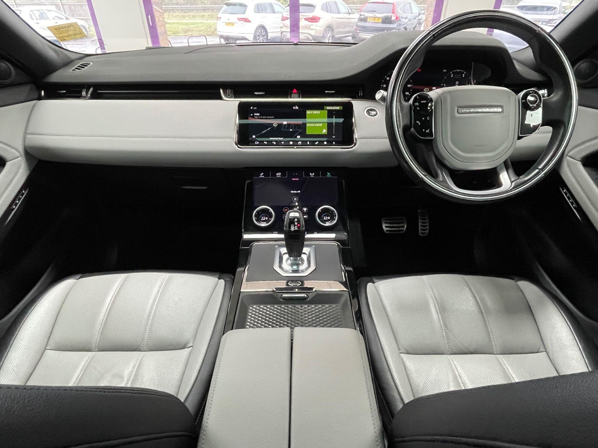 Land Rover Range Rover Evoque - Image 2