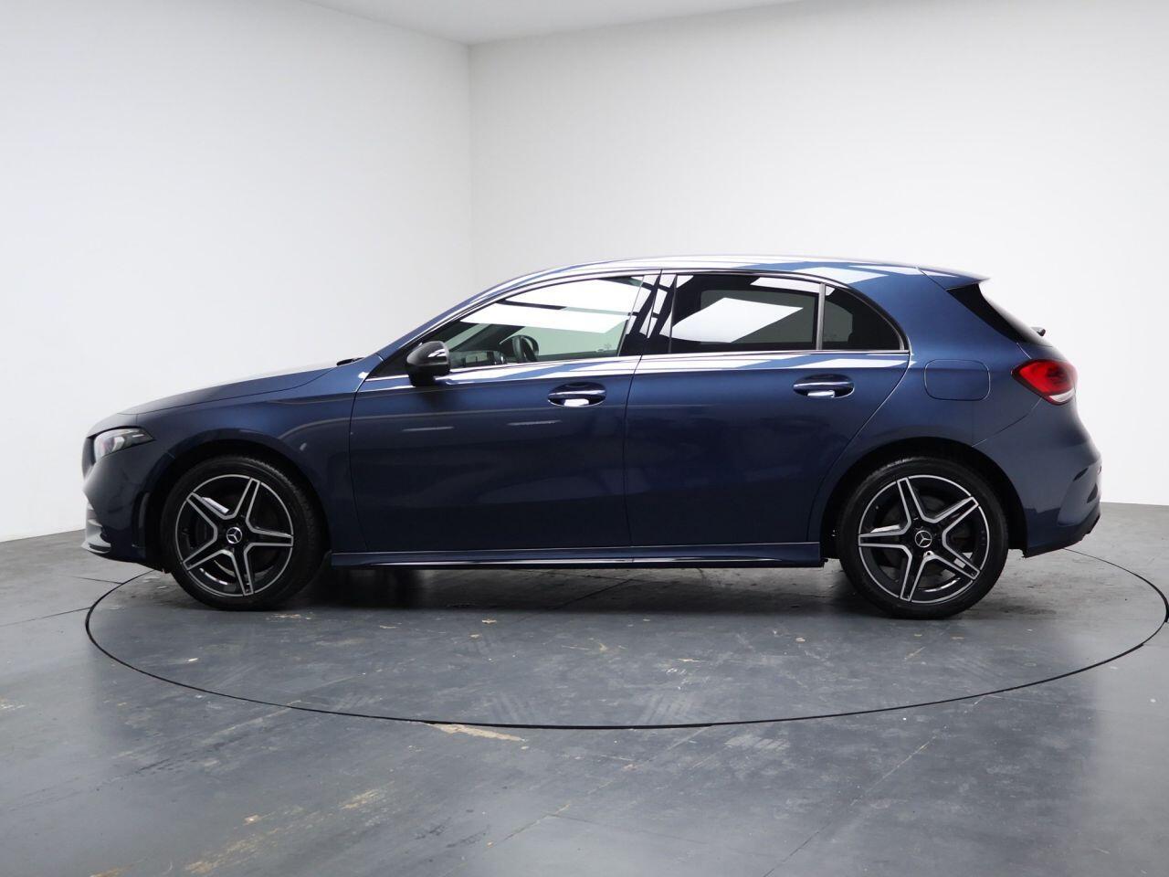 Mercedes-benz A-CLASS - Image 8