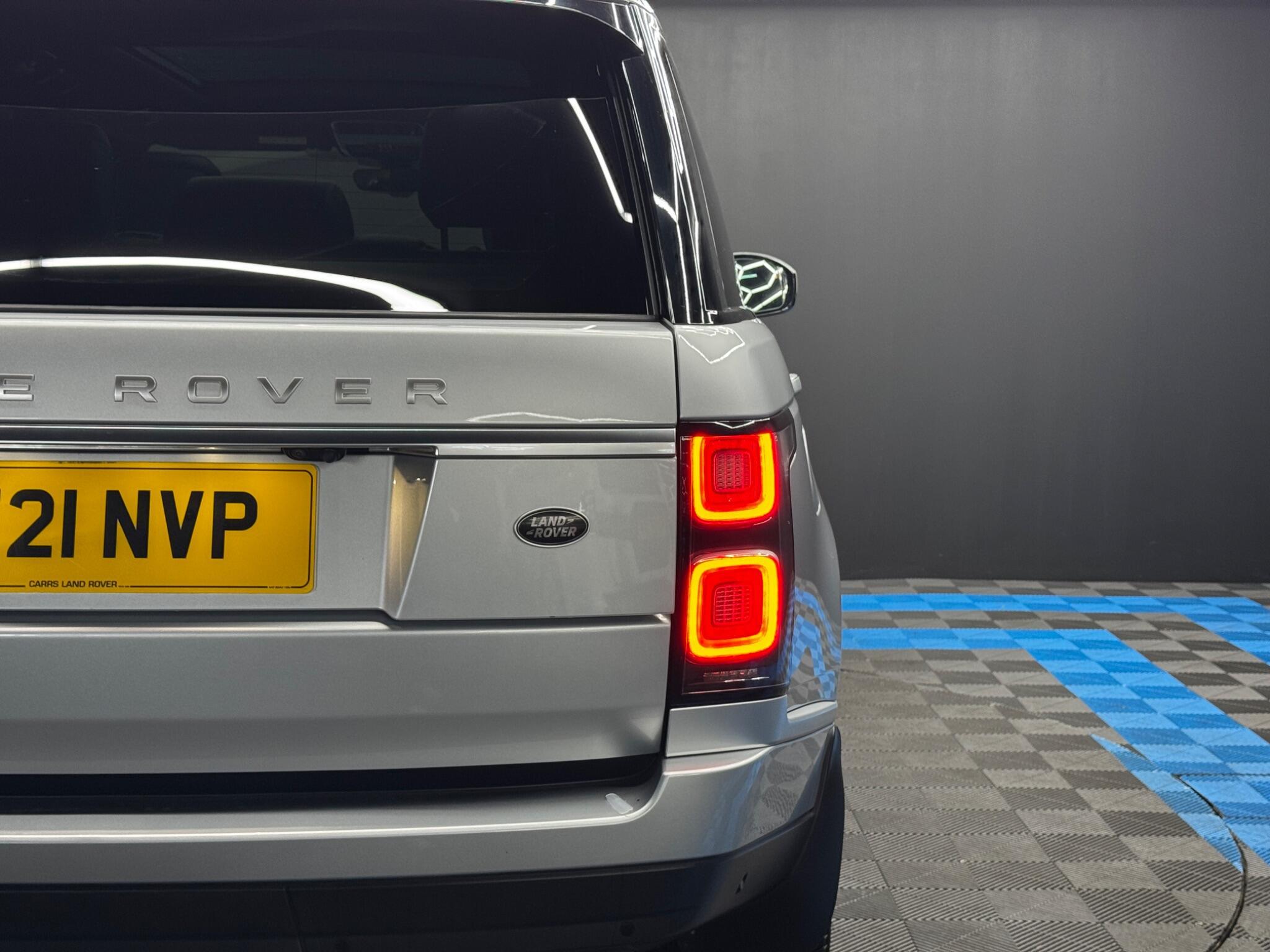 Land Rover Range Rover - Image 28