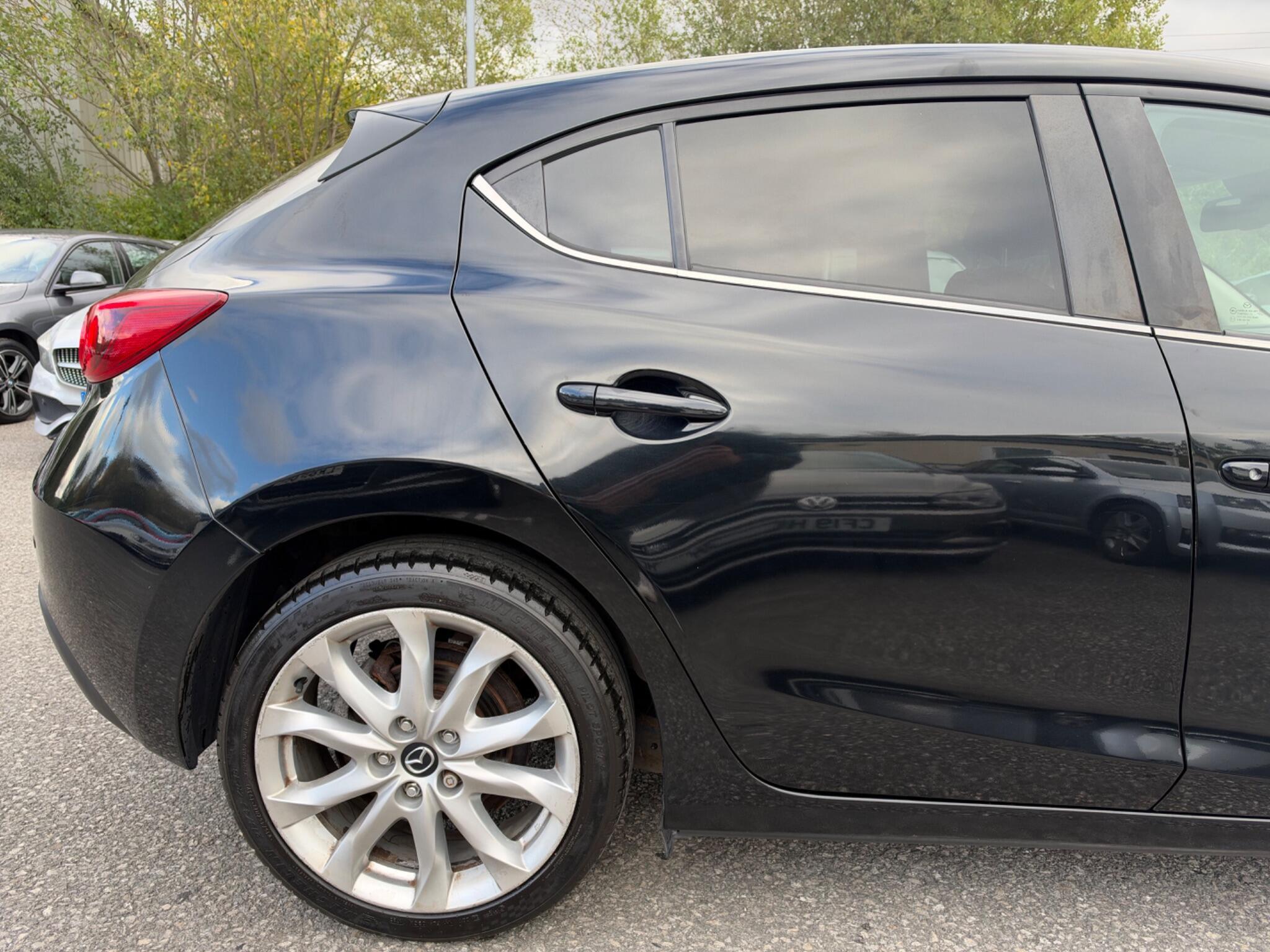 Mazda MAZDA3 - Image 15