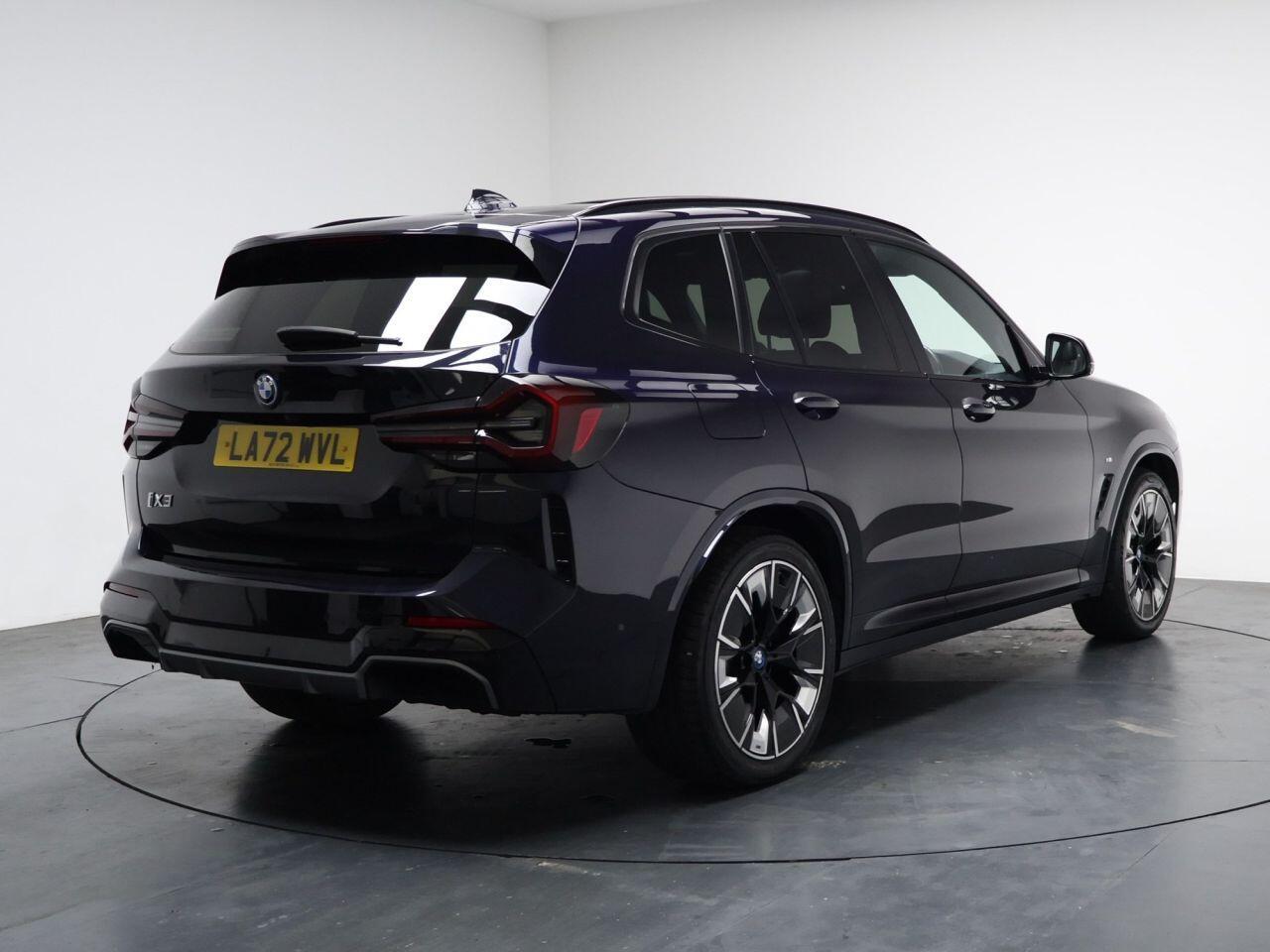BMW iX3 - Image 12