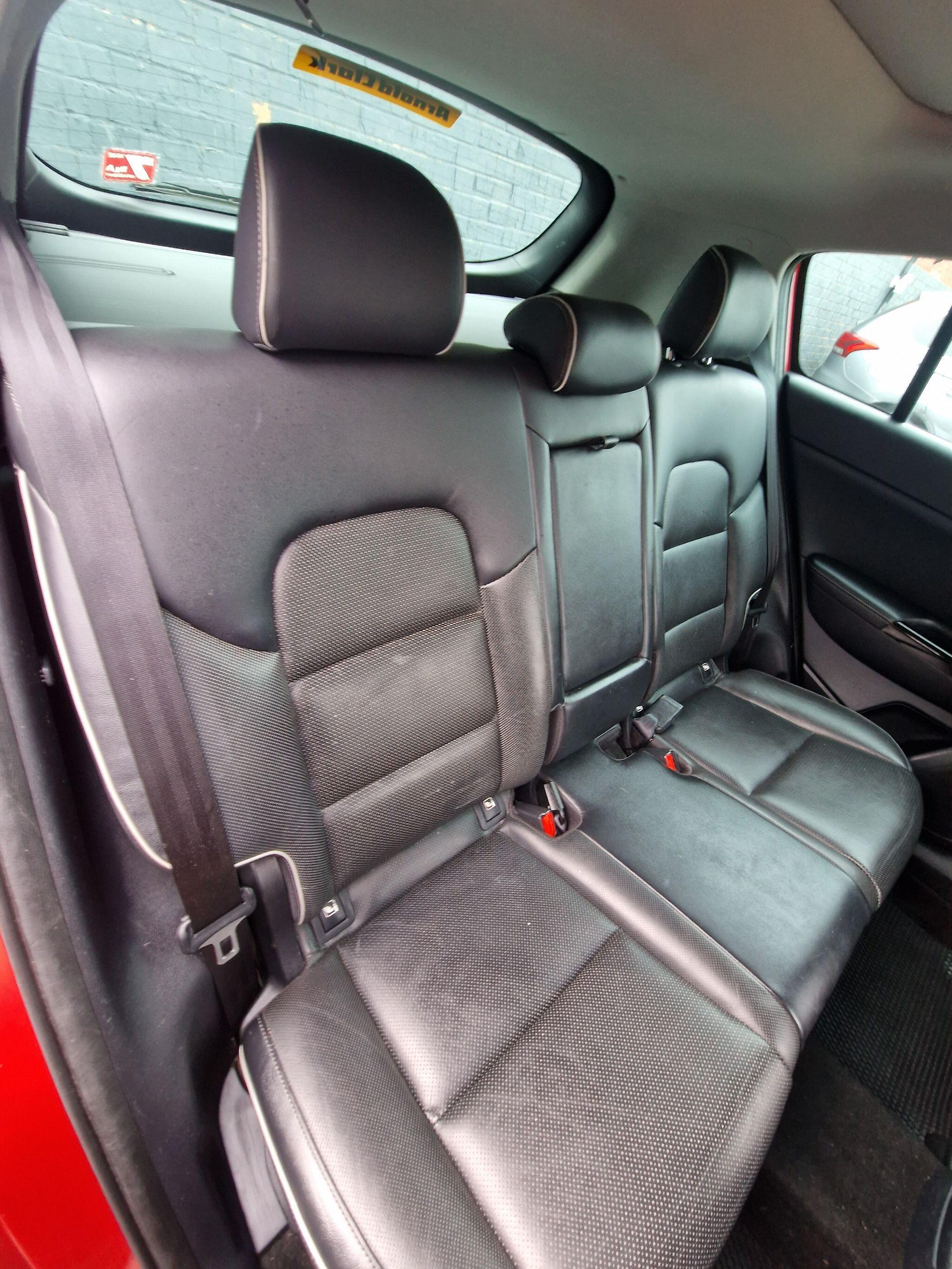 Kia Sportage - Image 36